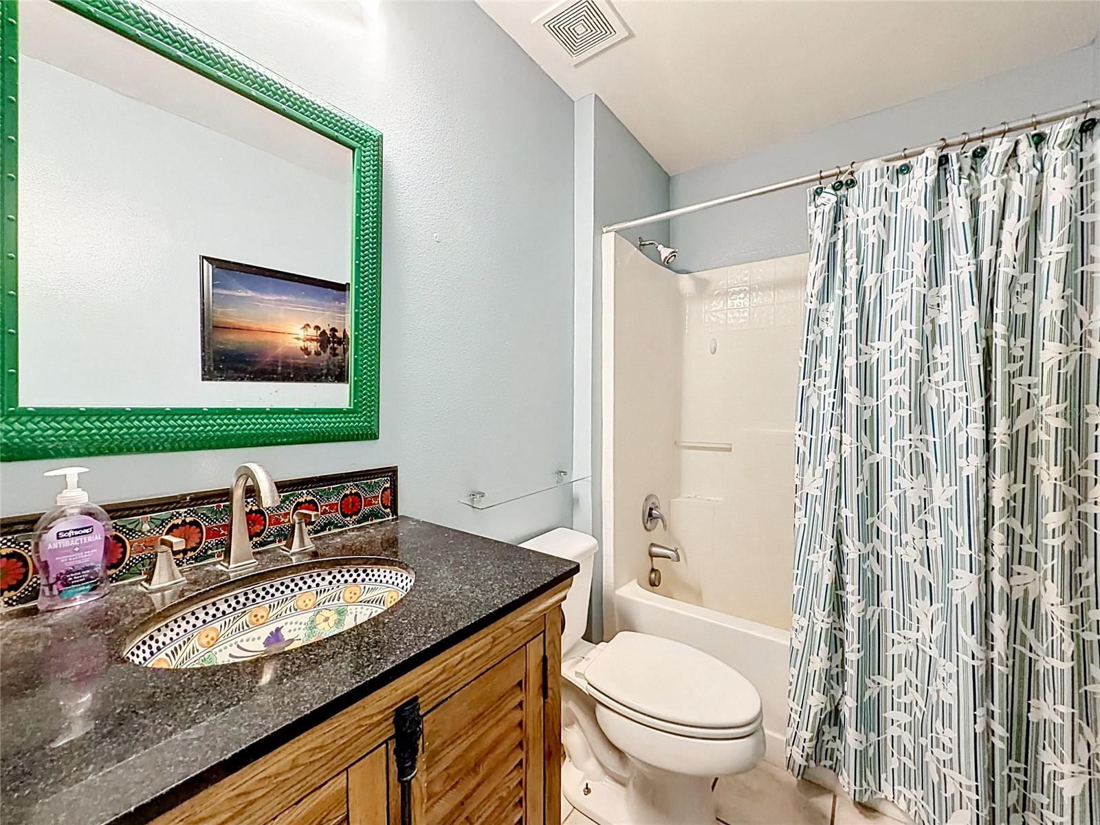 Photo 27