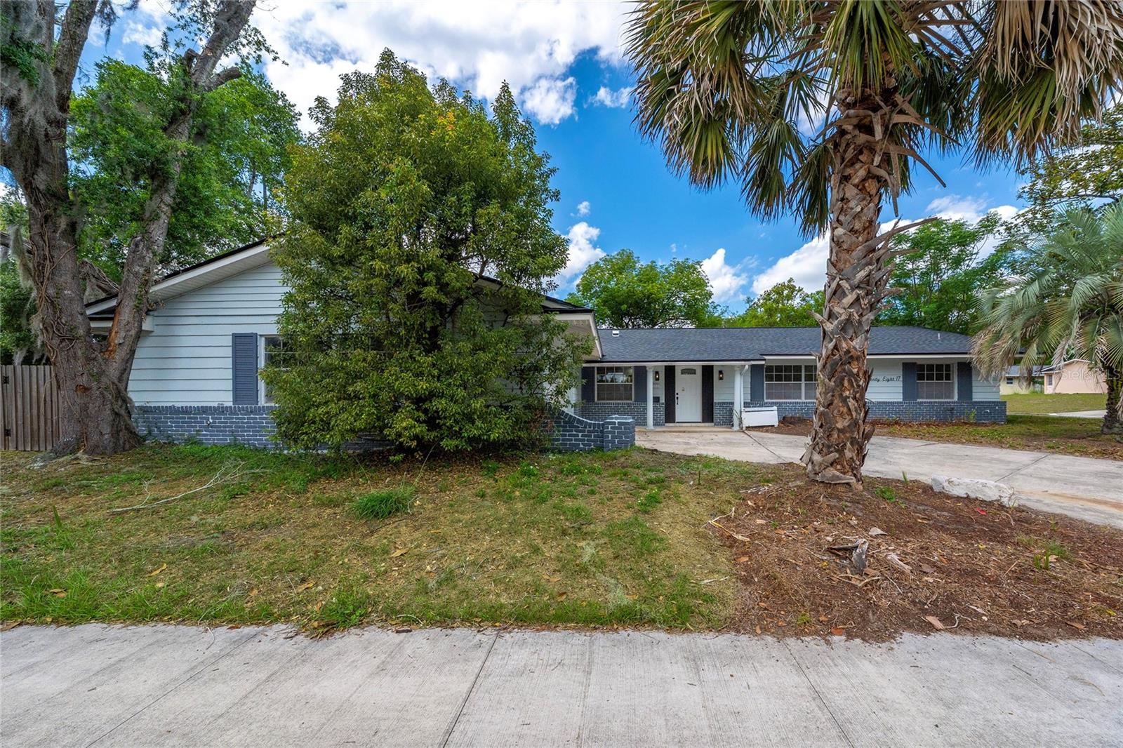 2817 ARROW LANE