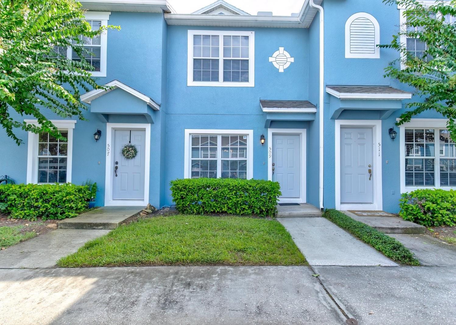 Listing photo 1 for 509 Wilton Cir