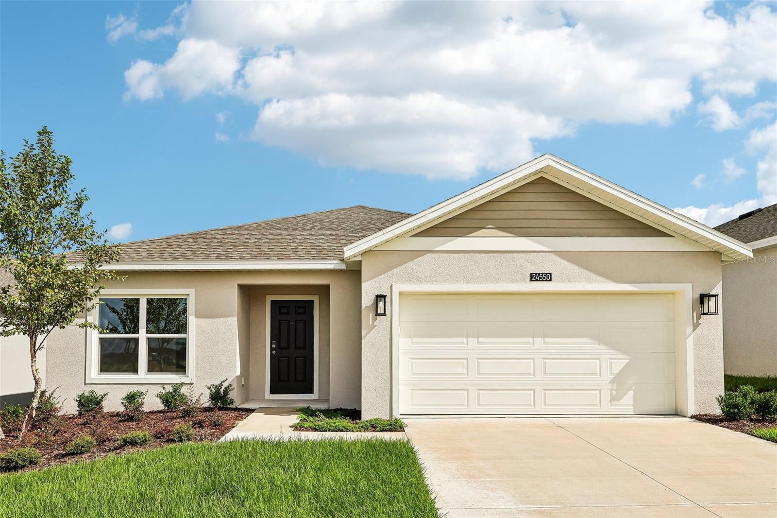 Listing photo 1 for 24550 Hodges Reserve Ave