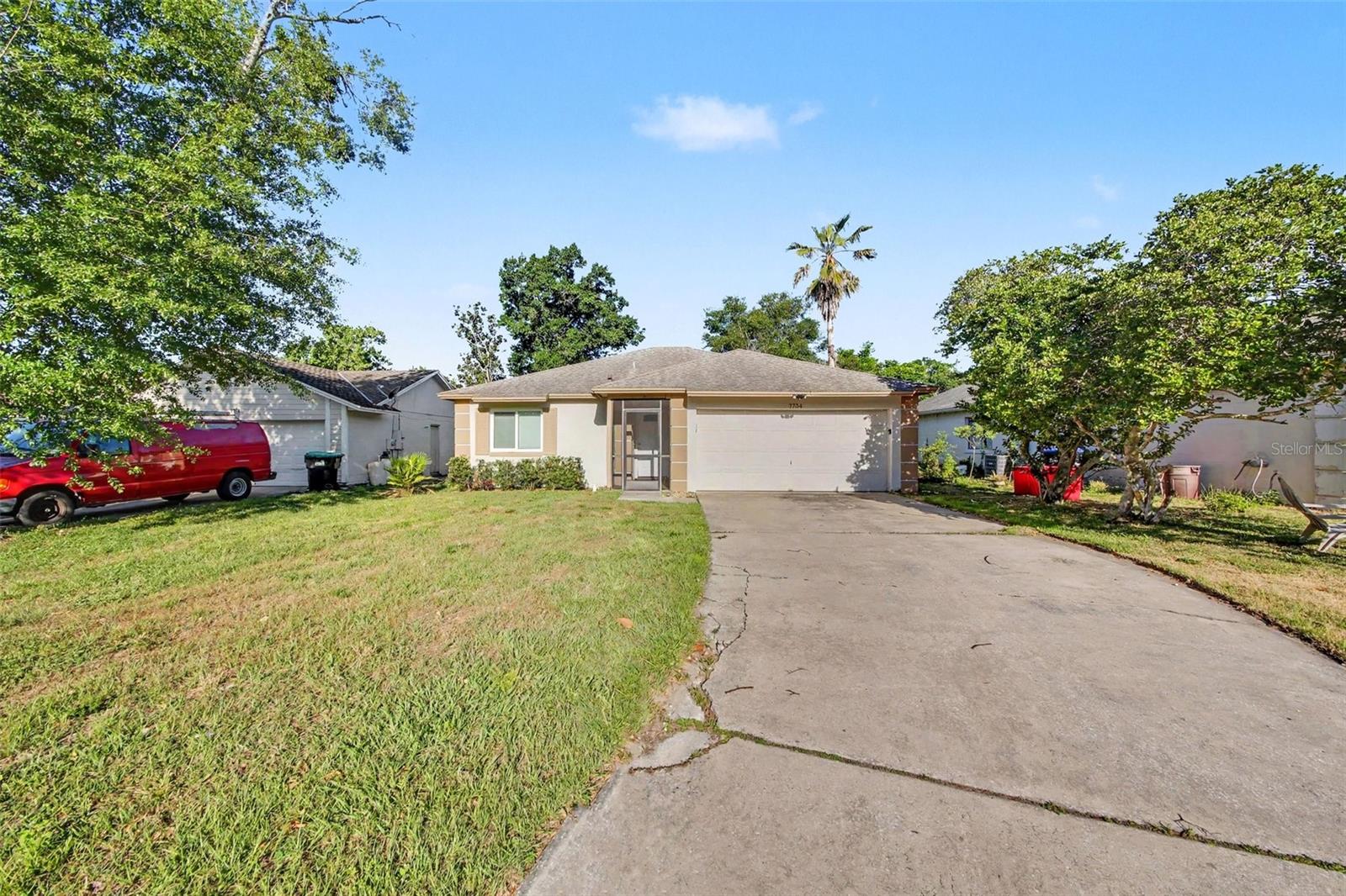 7734 LAKESIDE WOODS DRIVE