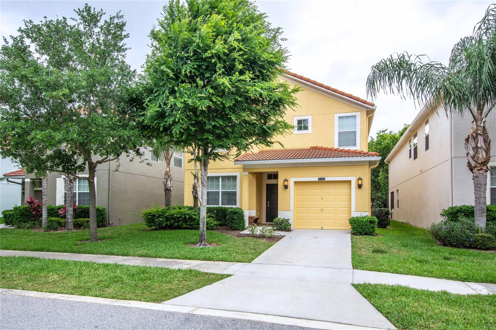 8945 CUBAN PALM ROAD