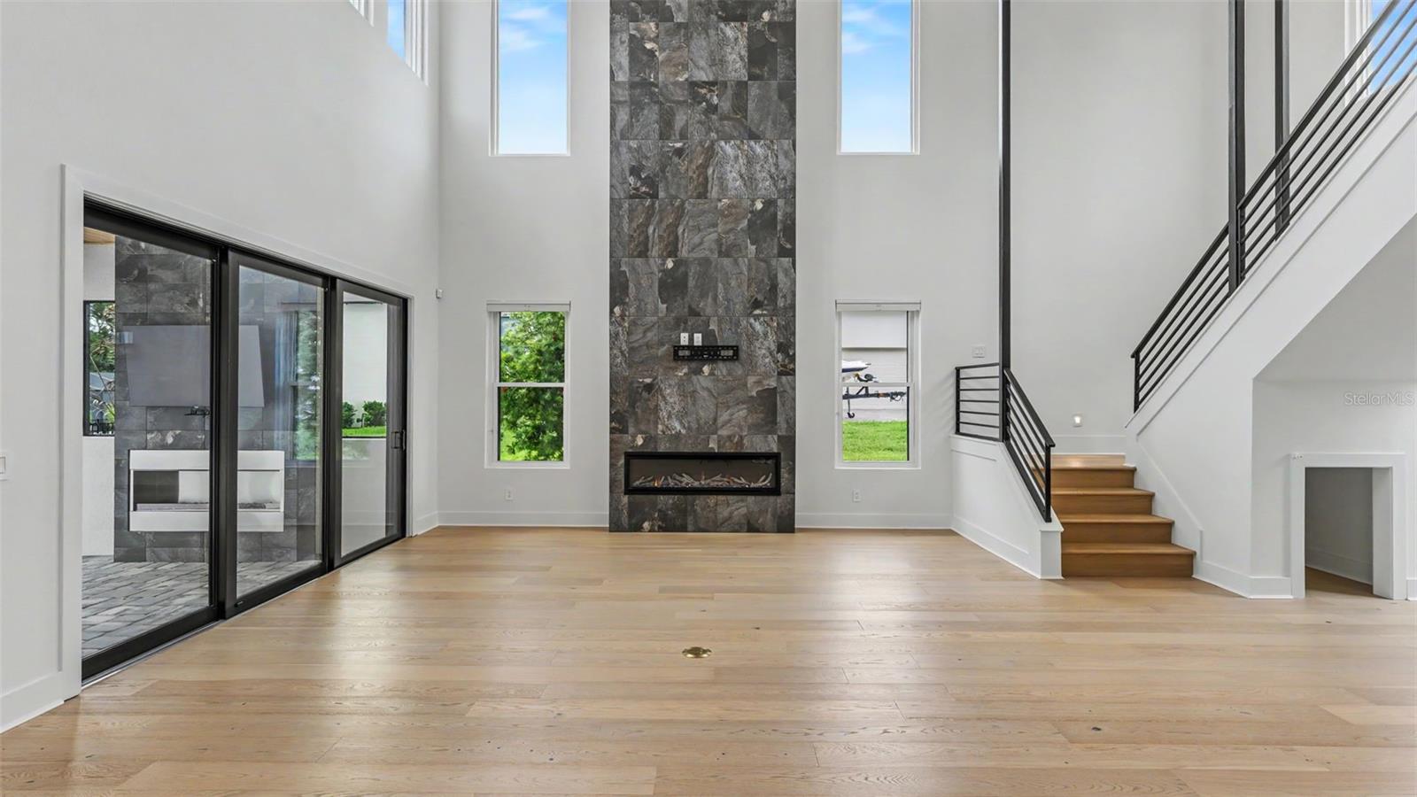 Listing photo 2 for 5411 Delphi Hills Cir