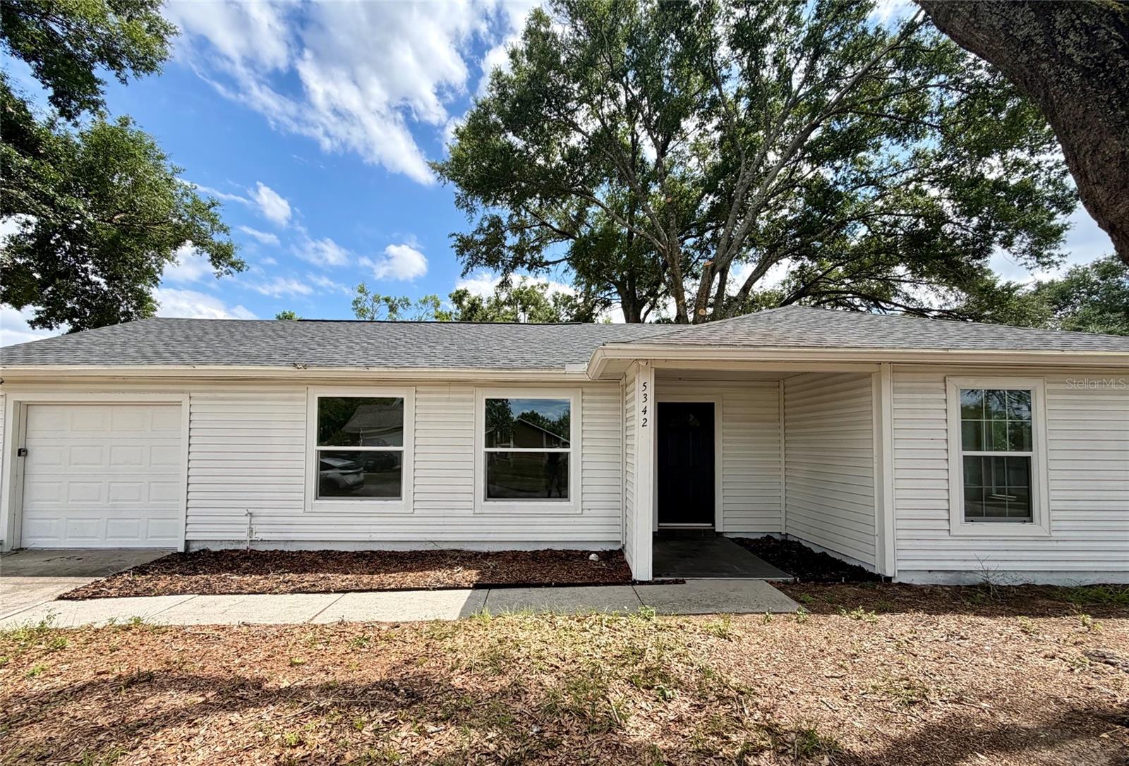 5342 BROKEN PINE CIRCLE