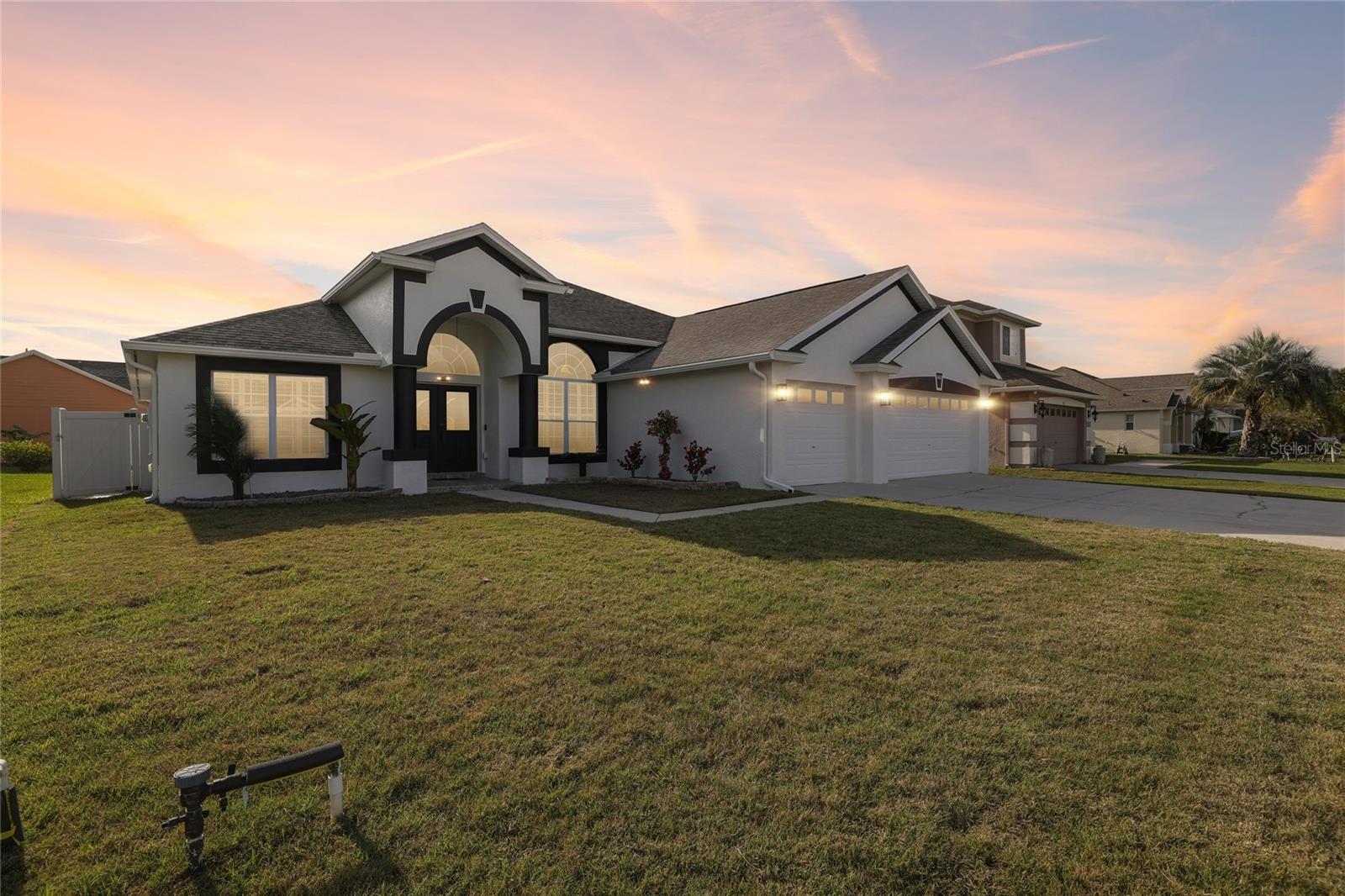 4612 HURON BAY CIRCLE