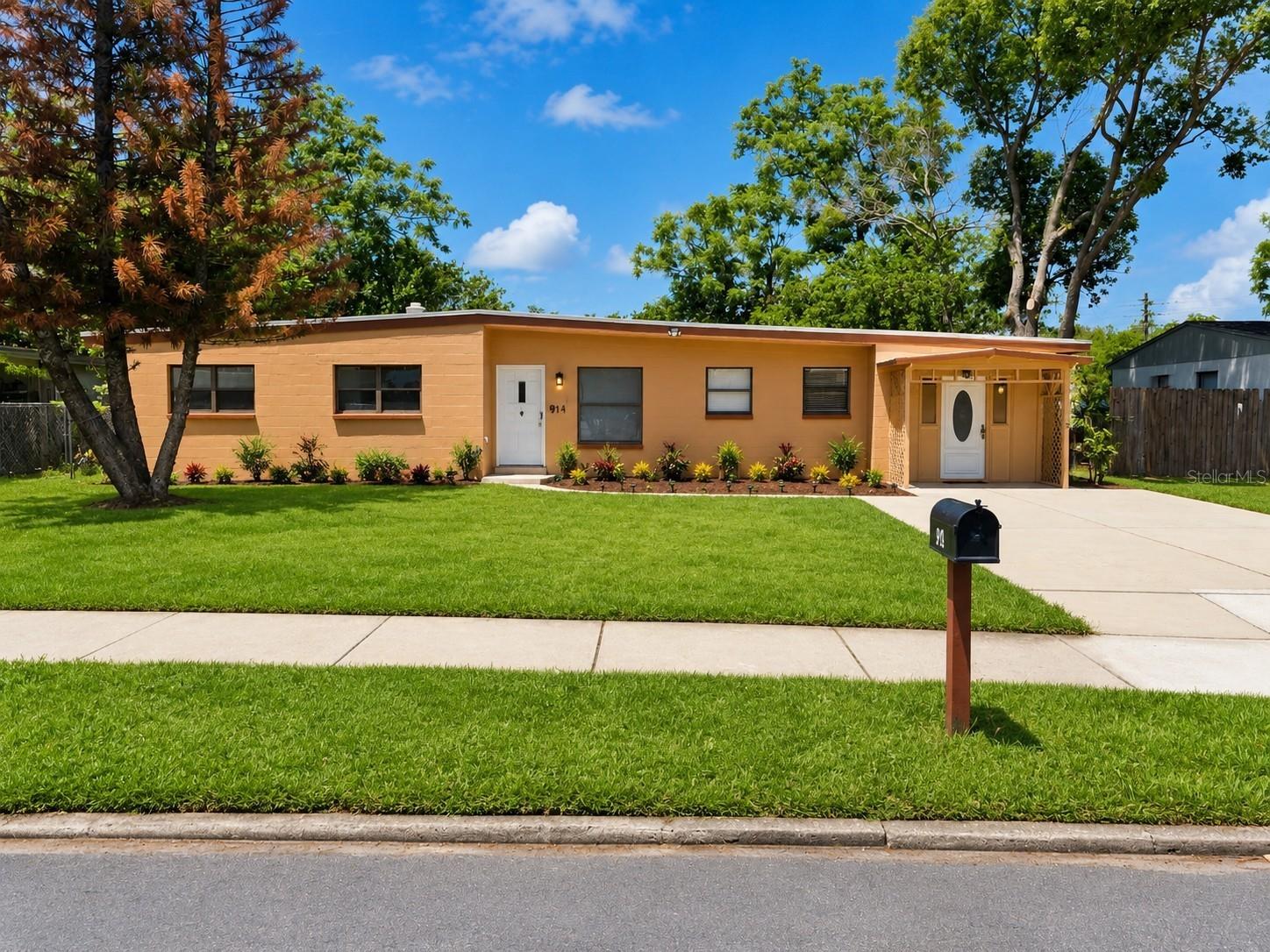 14 JAPONICA DRIVE
