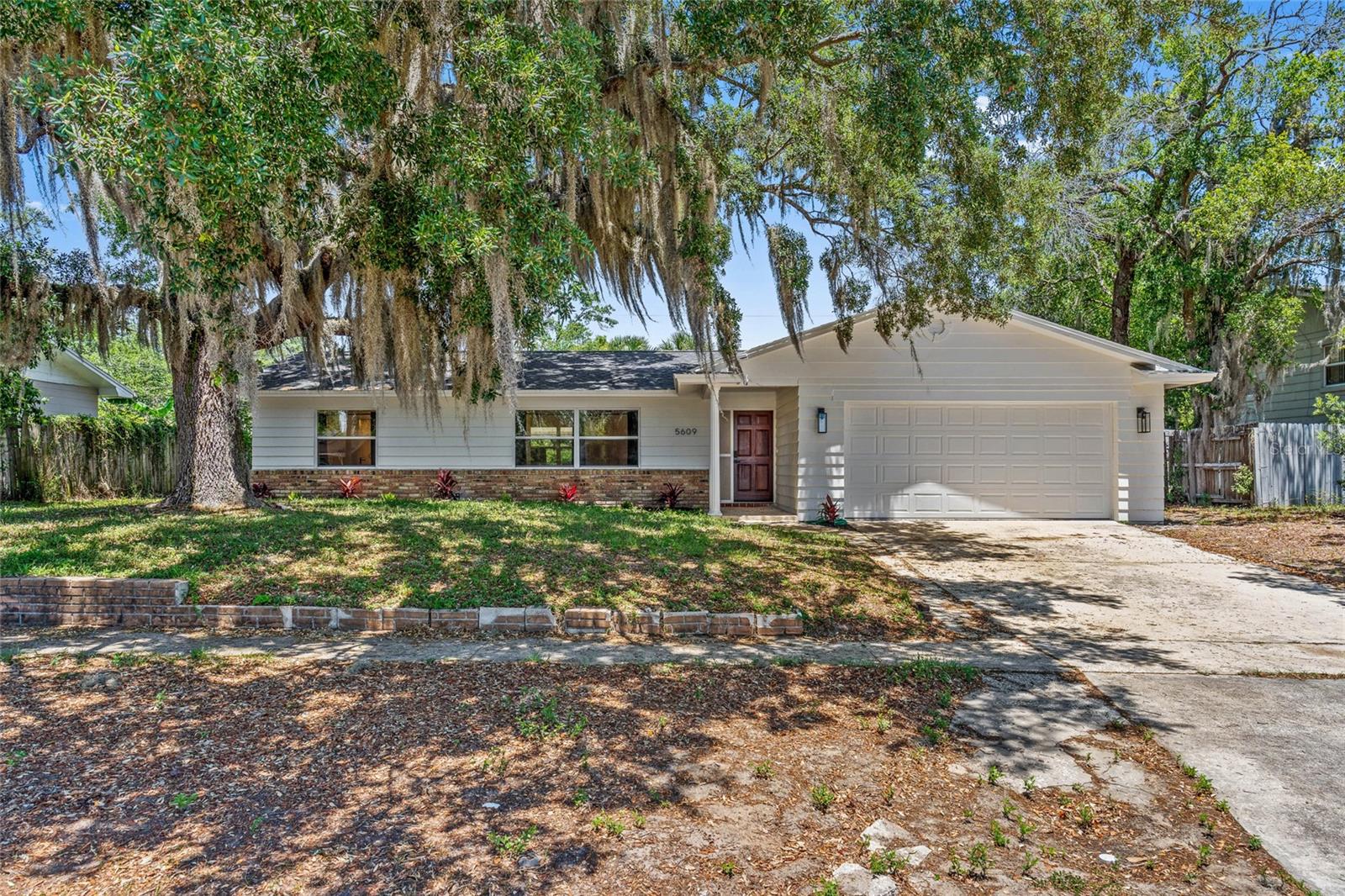 5609 VALLEY OAK ROAD