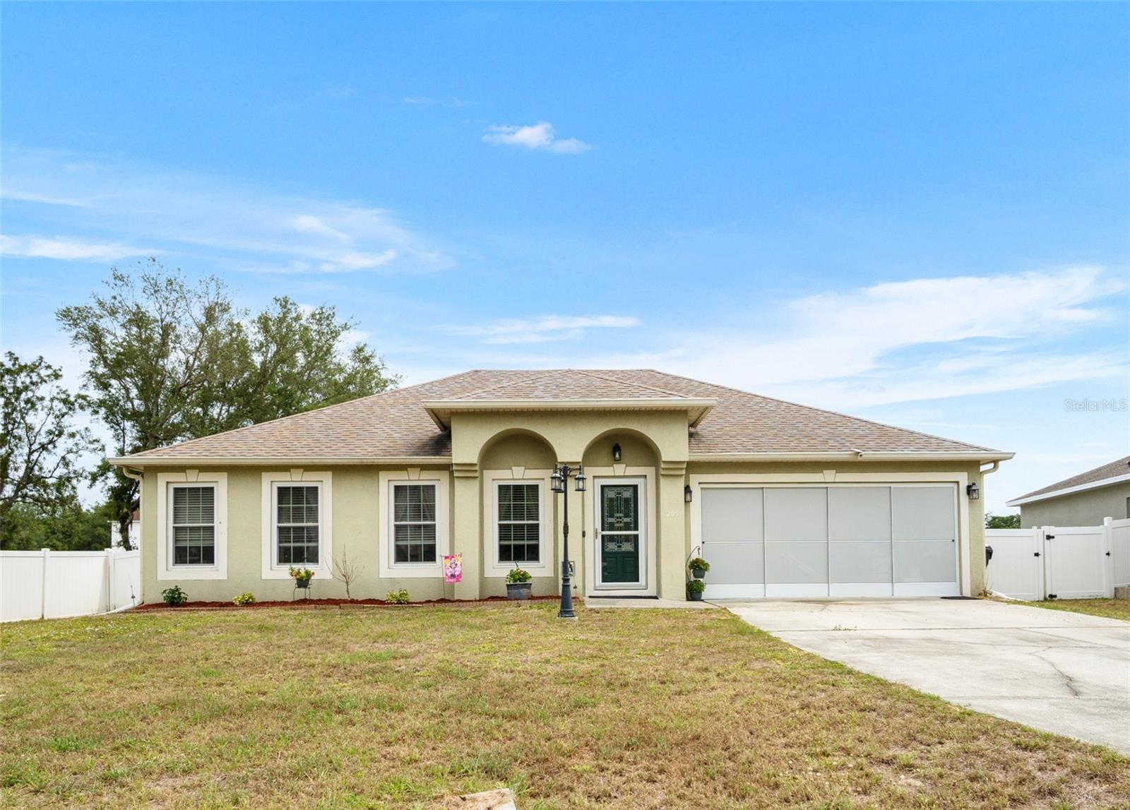 Listing photo 2 for 203 Flounder Pl