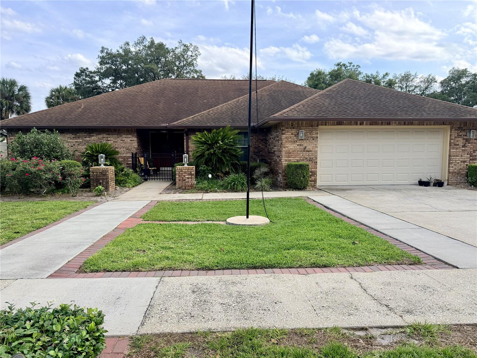 4209 LORI LOOP