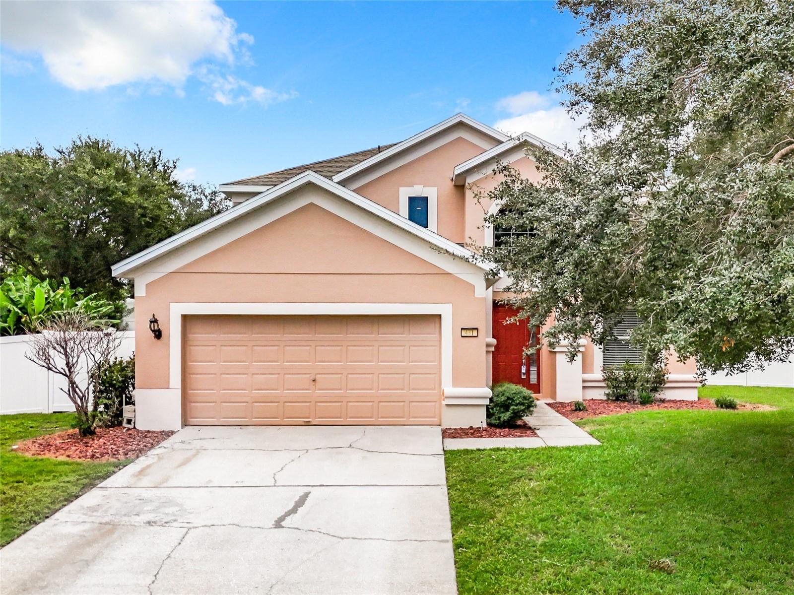 Listing photo 1 for 431 Balboa Blvd