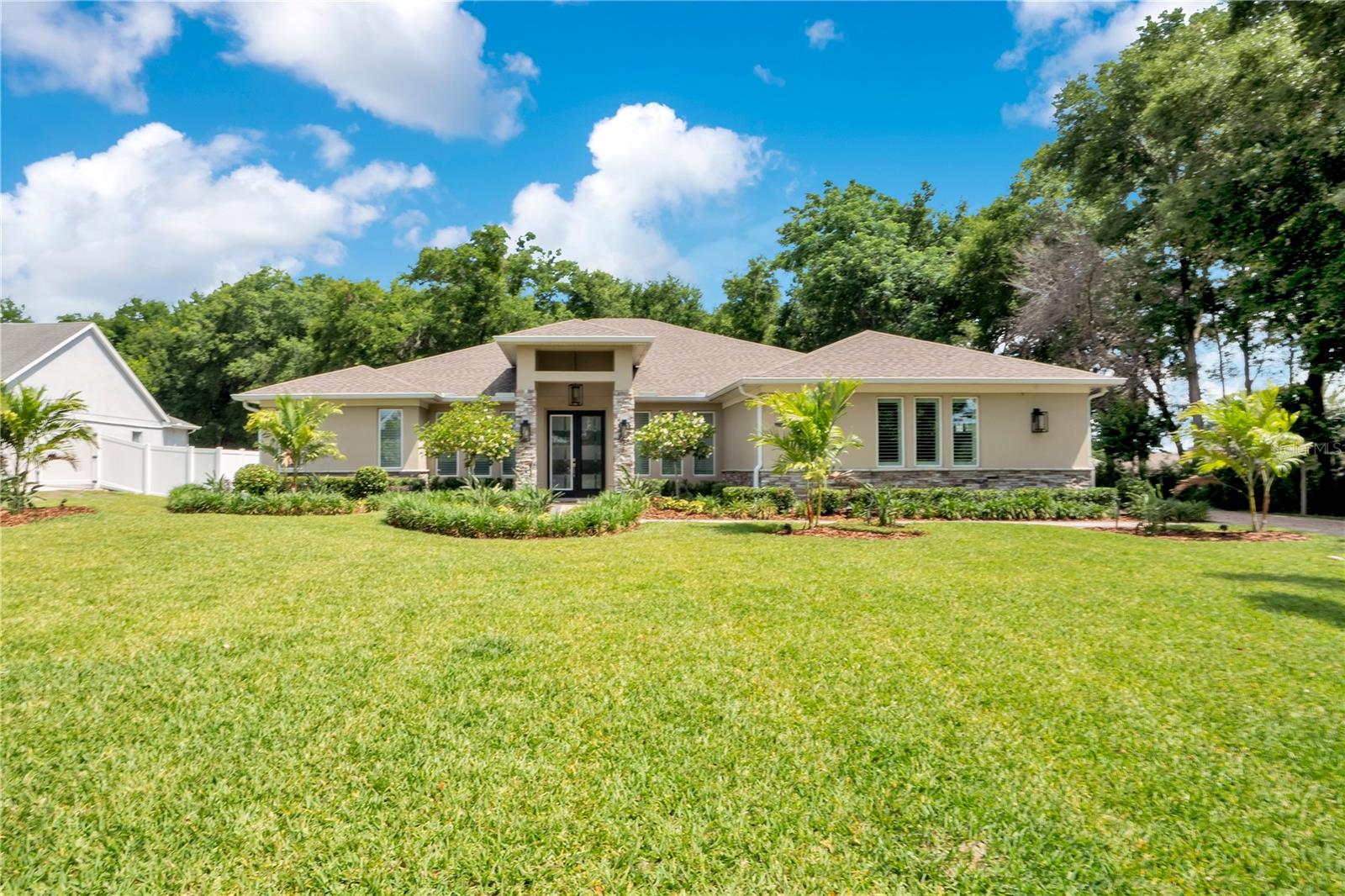 1107 PALM COVE DRIVE