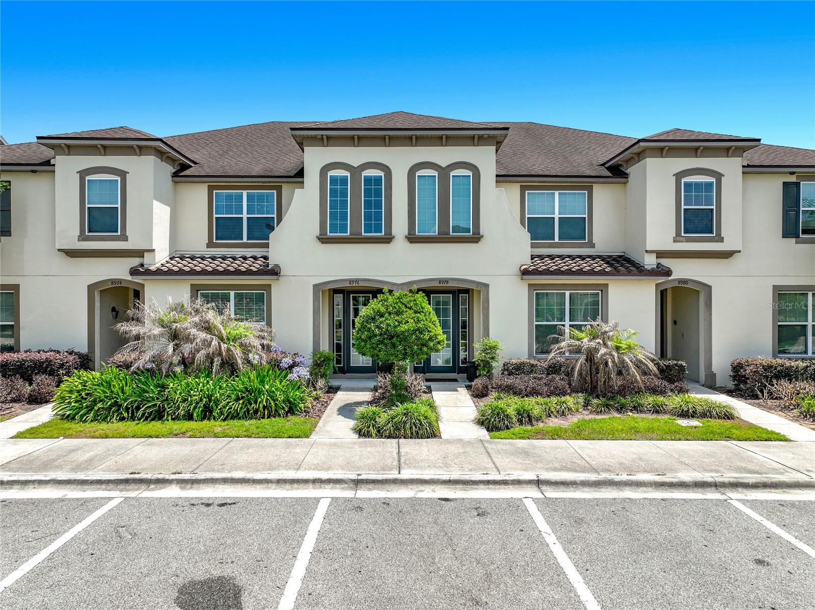8976 AMELIA DOWNS TRAIL