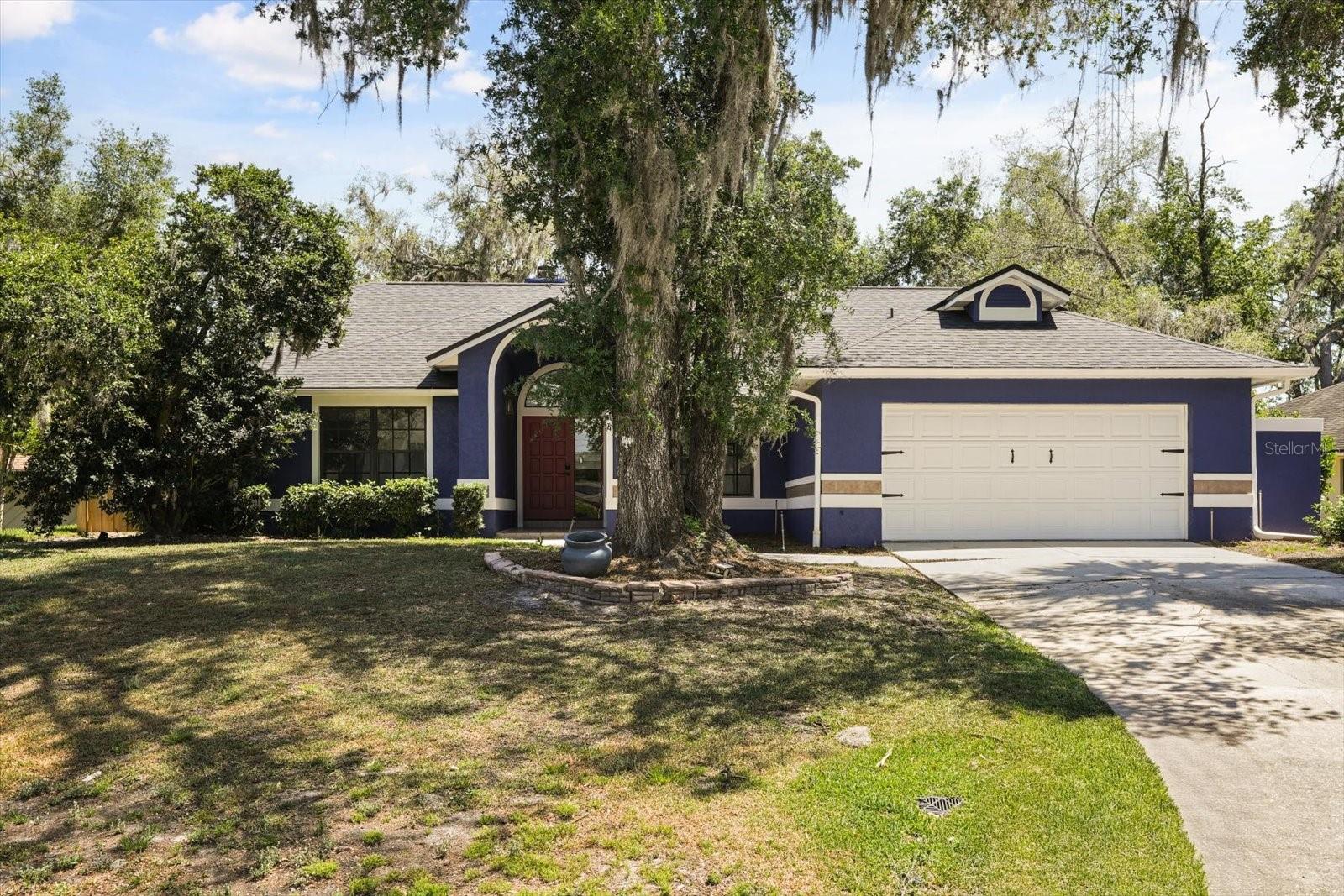 313 BAHIA CIRCLE