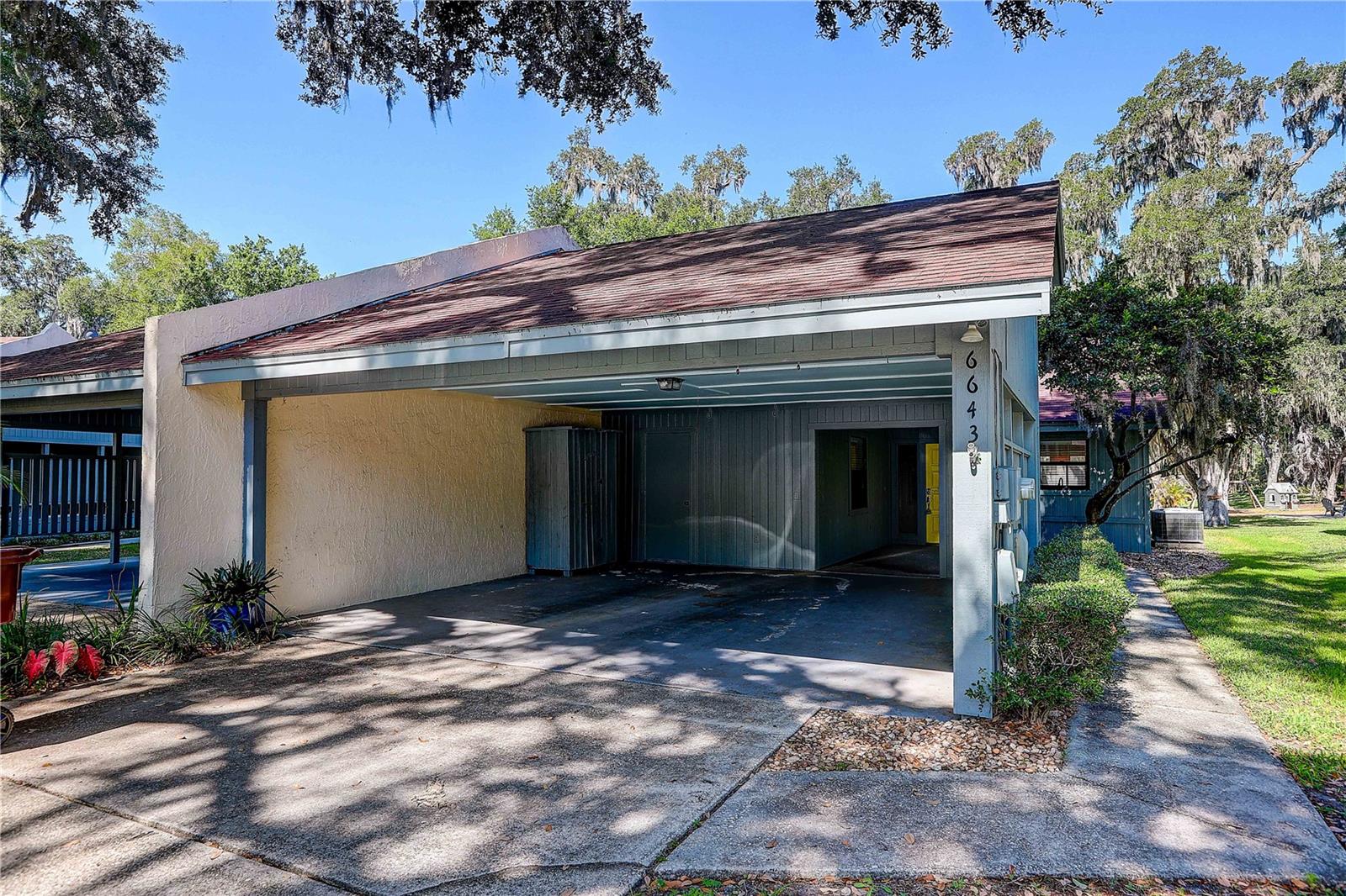 Listing photo 2 for 6643 Trail Ridge Dr #00