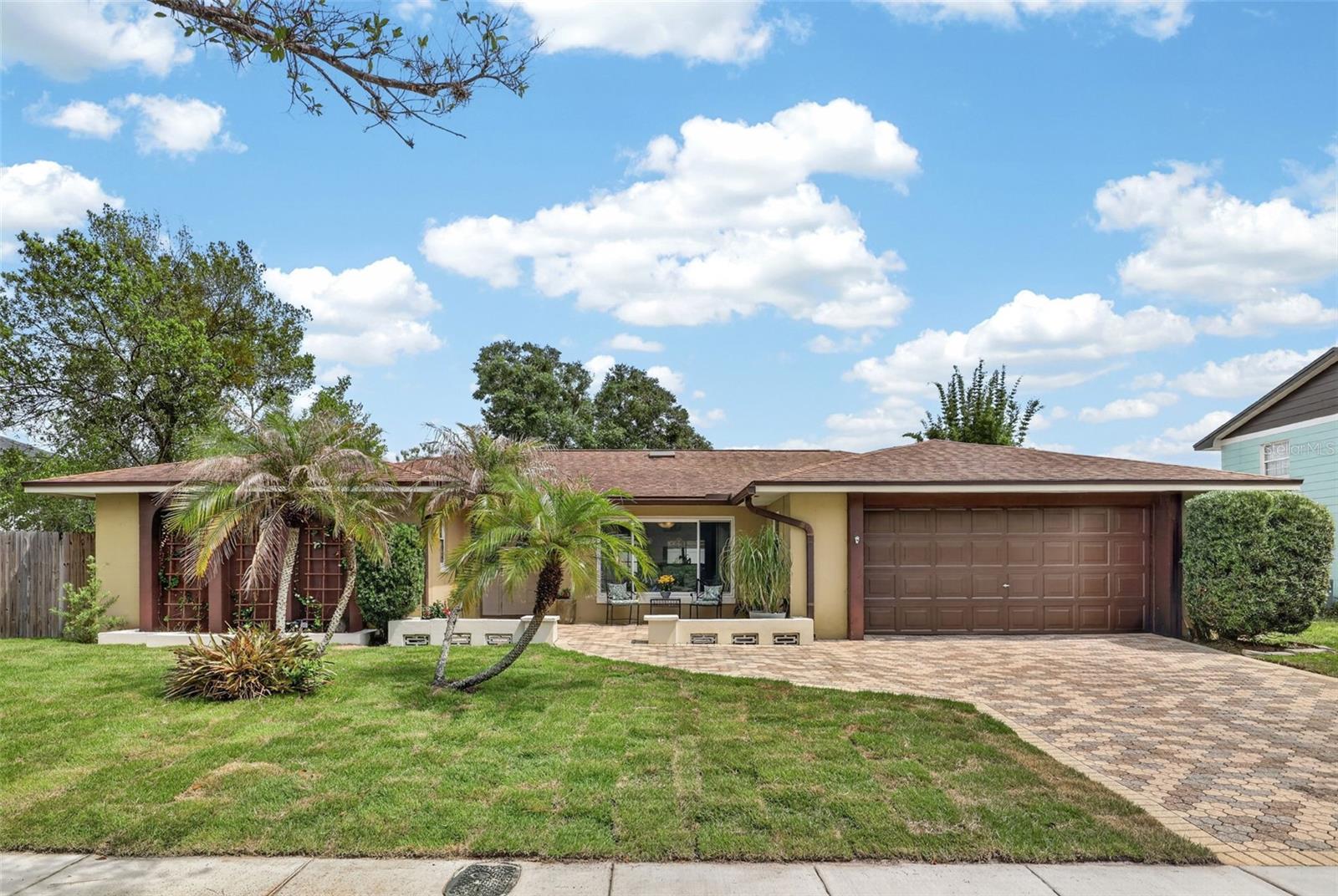 1905 POINSETTA LANE