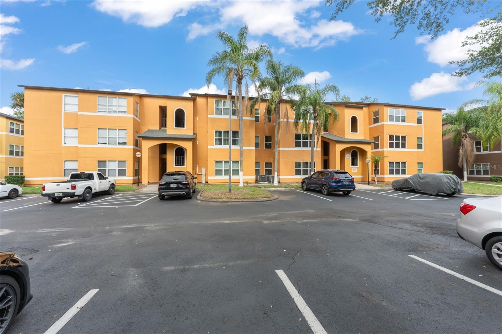 4532 COMMANDER DRIVE Unit 2133