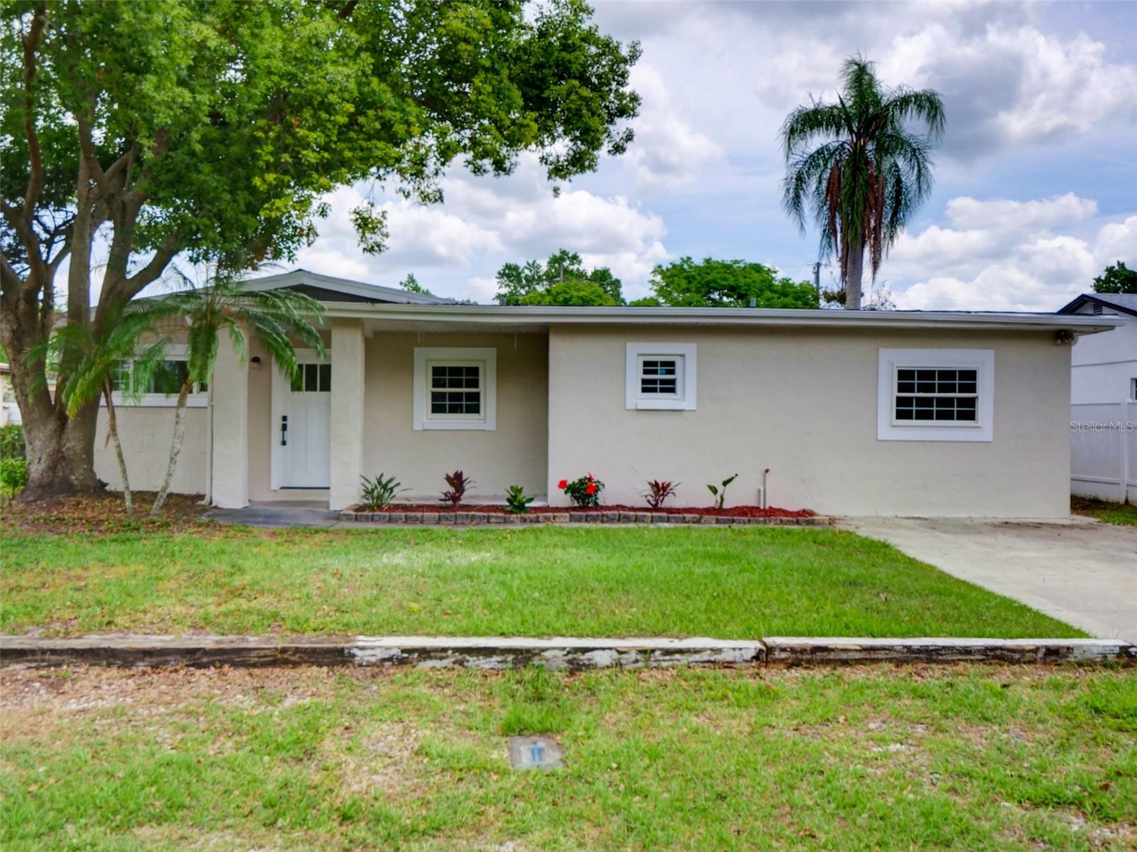 2709 ARC DRIVE