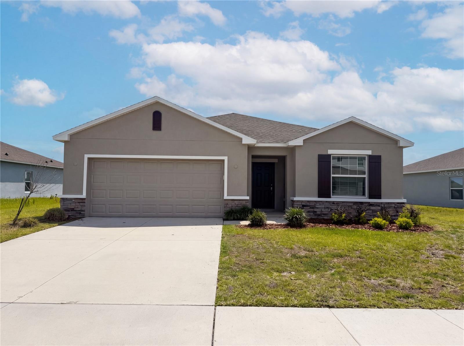 221 AQUAMARINE LANE