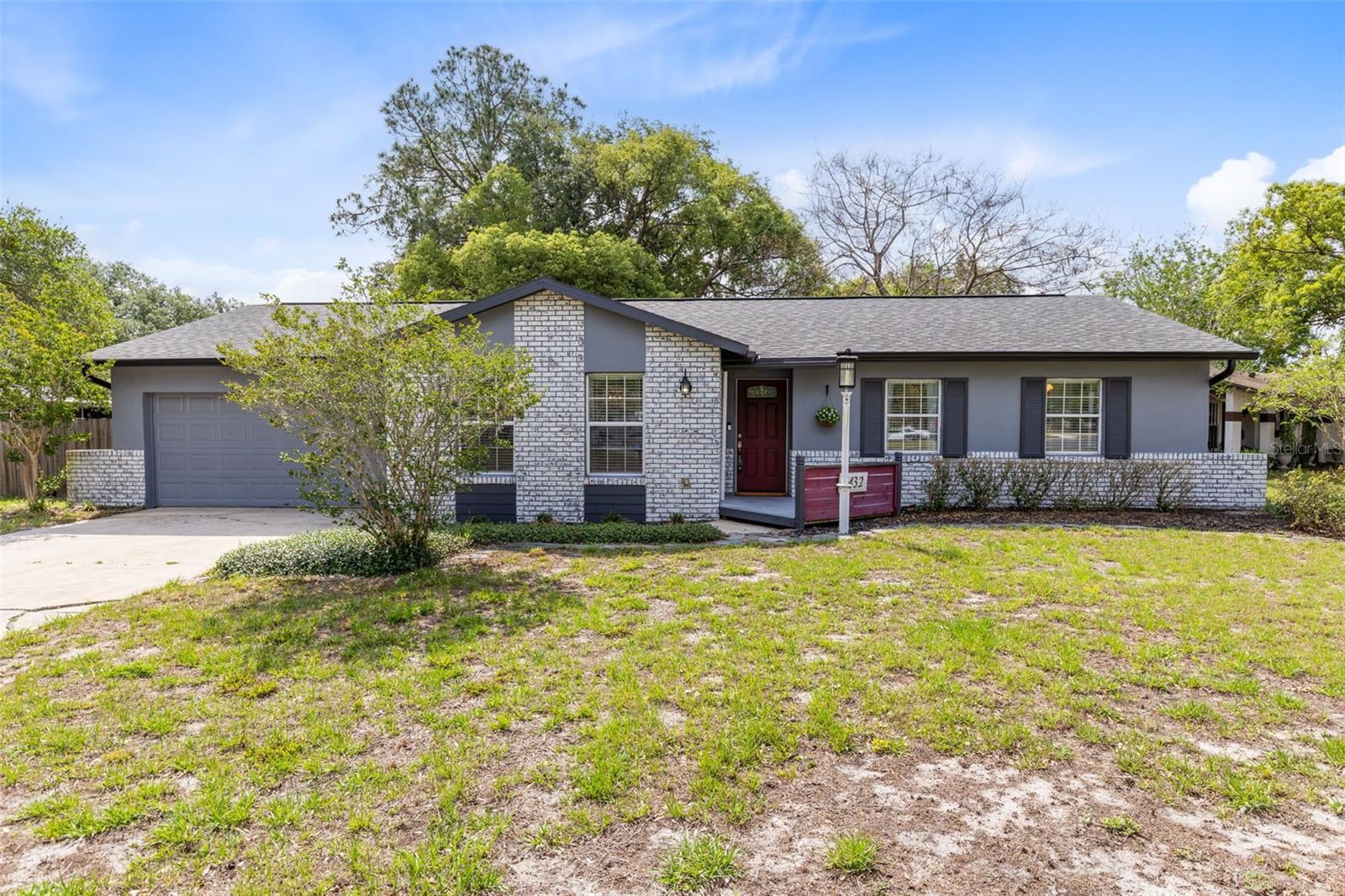 1432 CANTERBURY CIRCLE