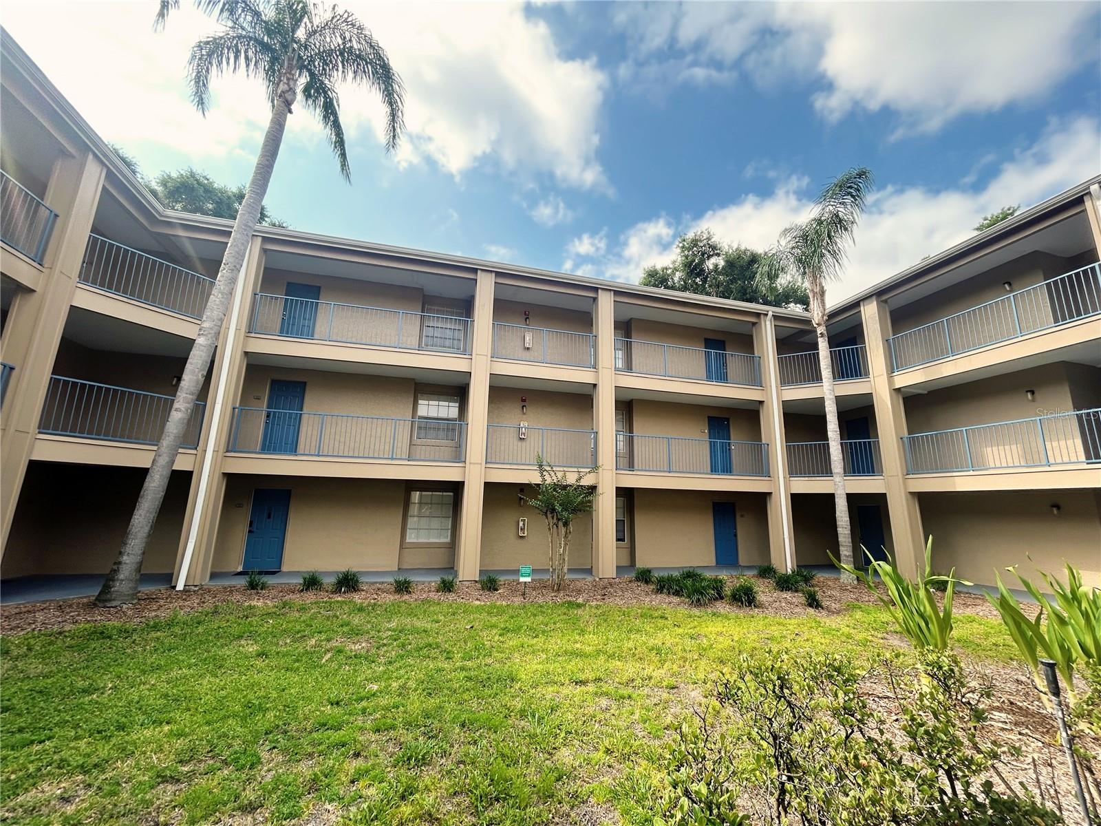 7350 WESTPOINTE BOULEVARD Unit 216