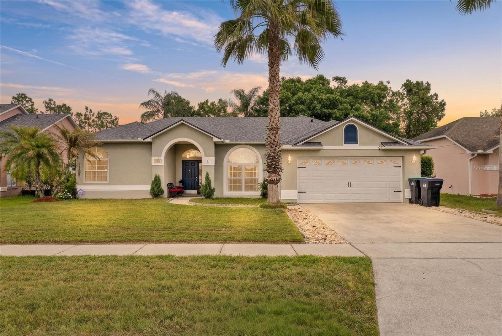 1813 CROSSWELL COURT