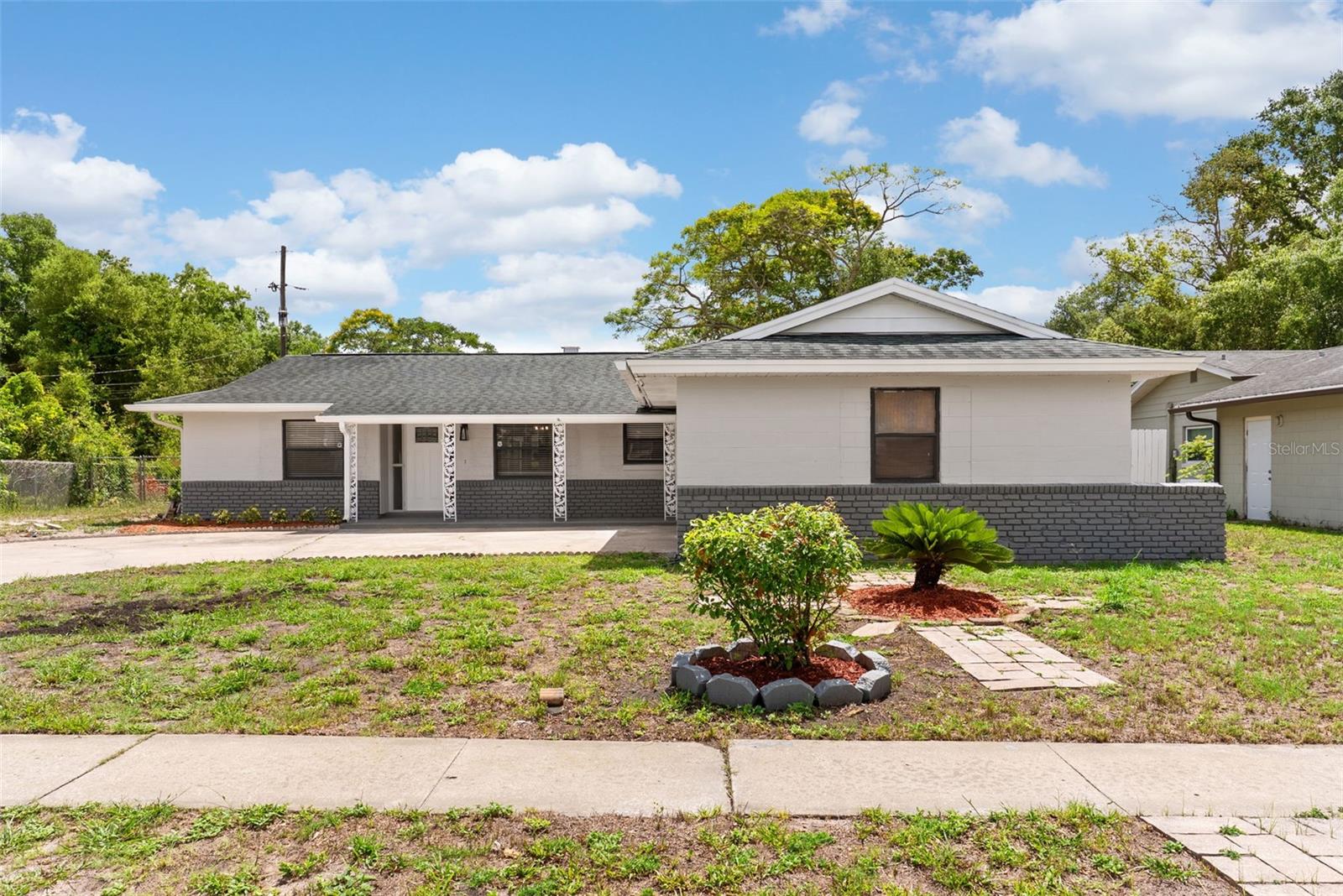2233 WOLF ROAD