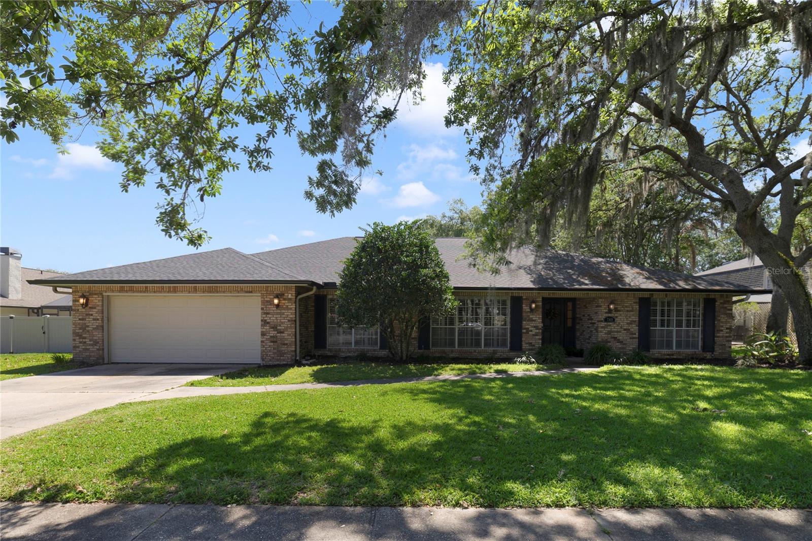 749 WILLOW RUN LANE