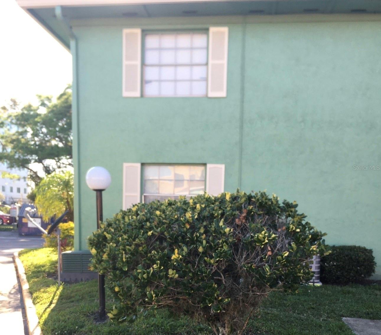 1637 W OAK RIDGE RD Unit B