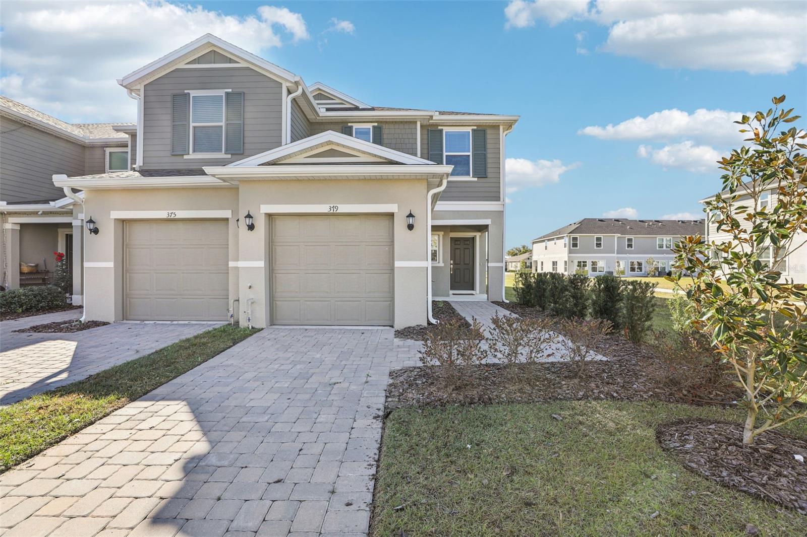 Listing photo 1 for 379 Sequoia Dr
