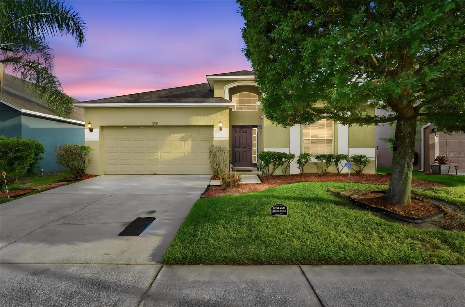 1676 CANOE CREEK FALLS DRIVE
