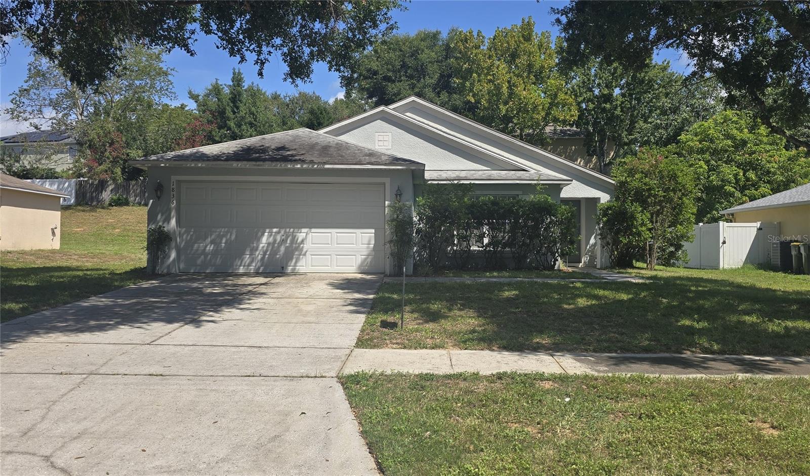 Listing photo 1 for 1836 Ridge Valley St