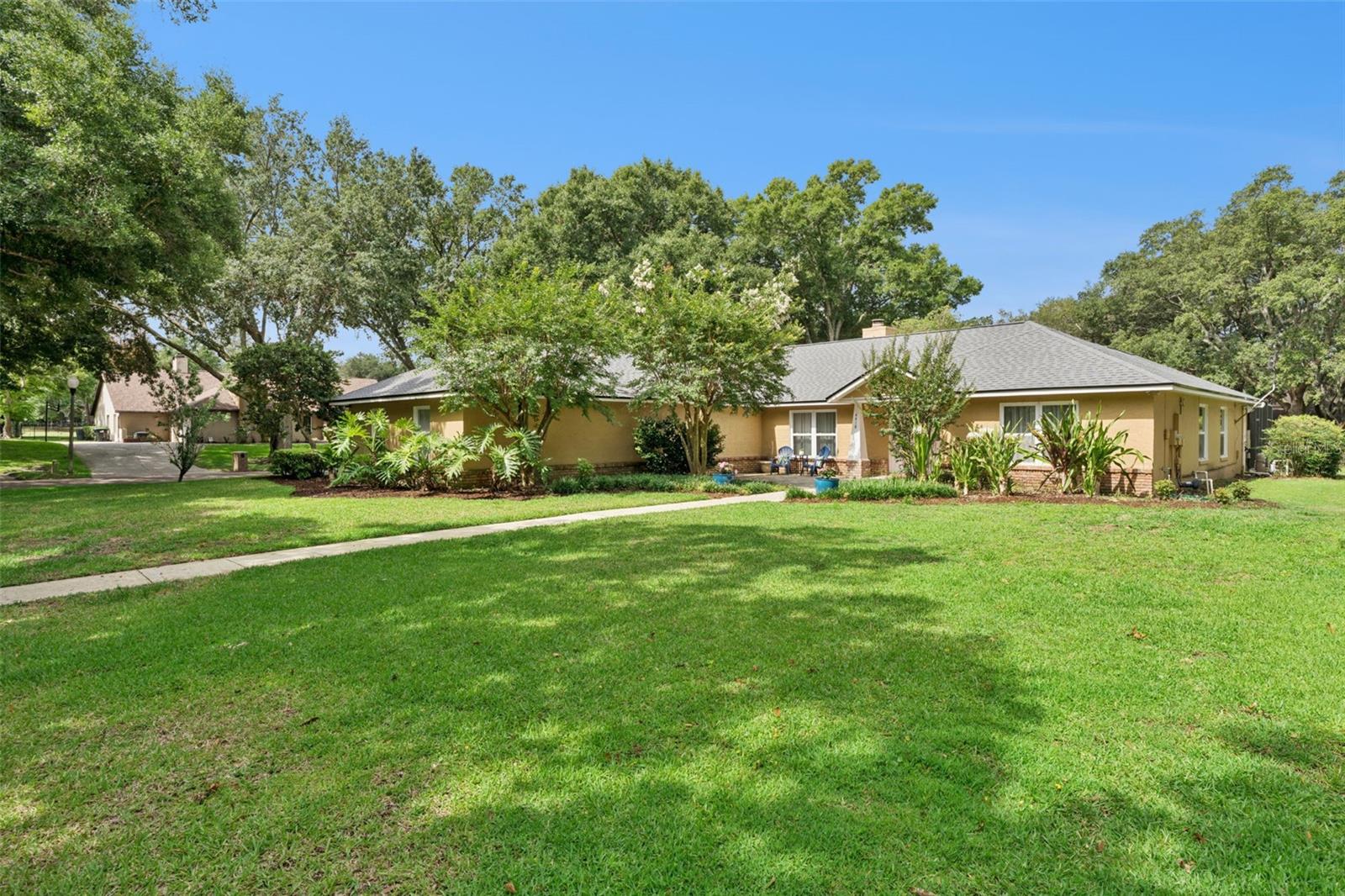 4418 WILLOW SHADE COURT