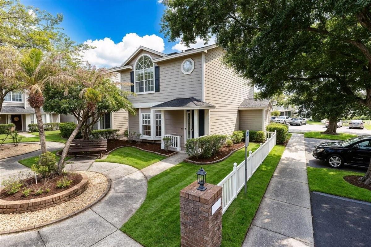 12143 BRUCETON WAY Unit 108