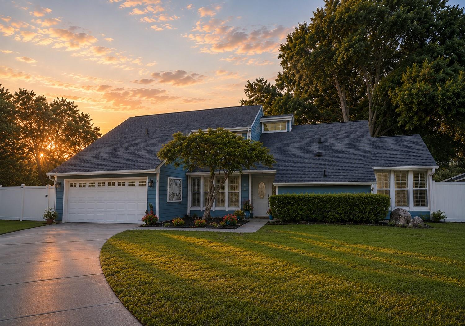 1319 SUMMERTREE COURT