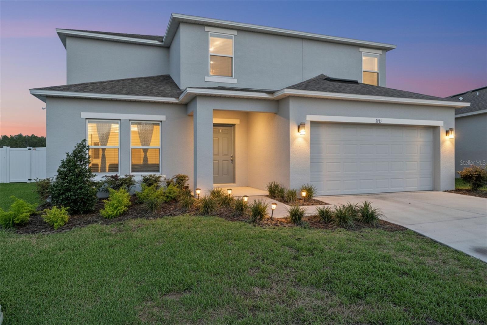 Listing photo 1 for 1111 Calico Pointe Cir