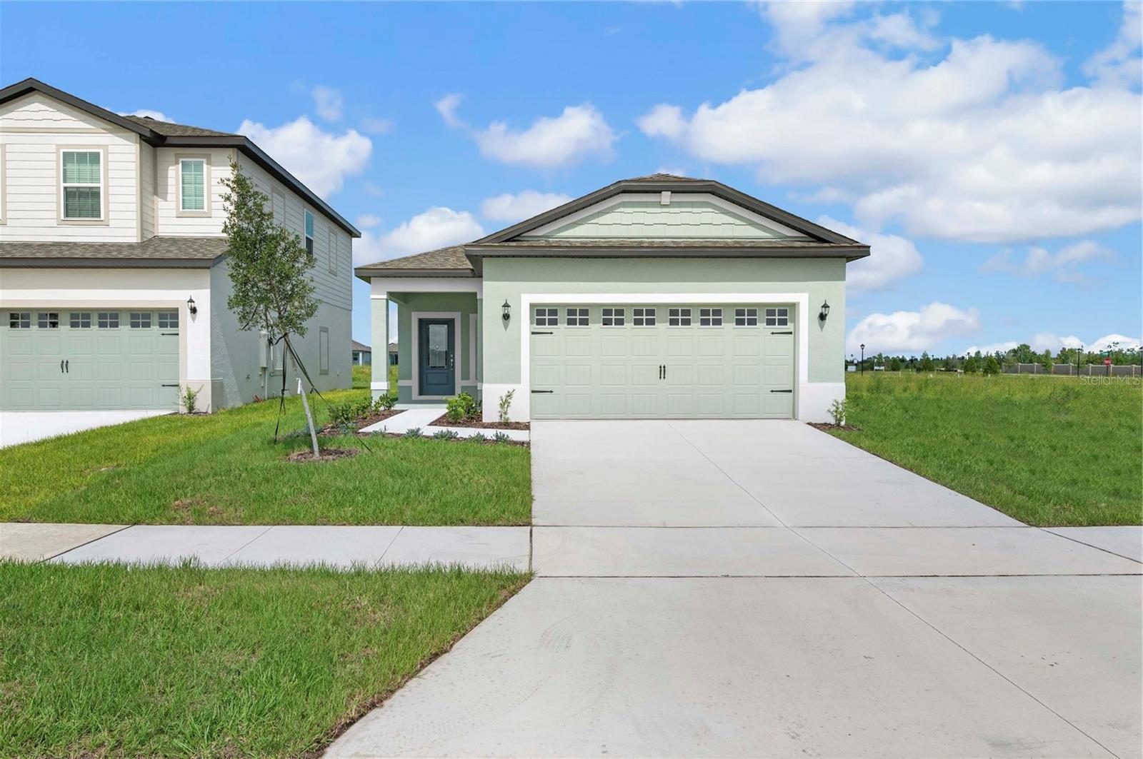 Listing photo 2 for 3617 Amanatsu St