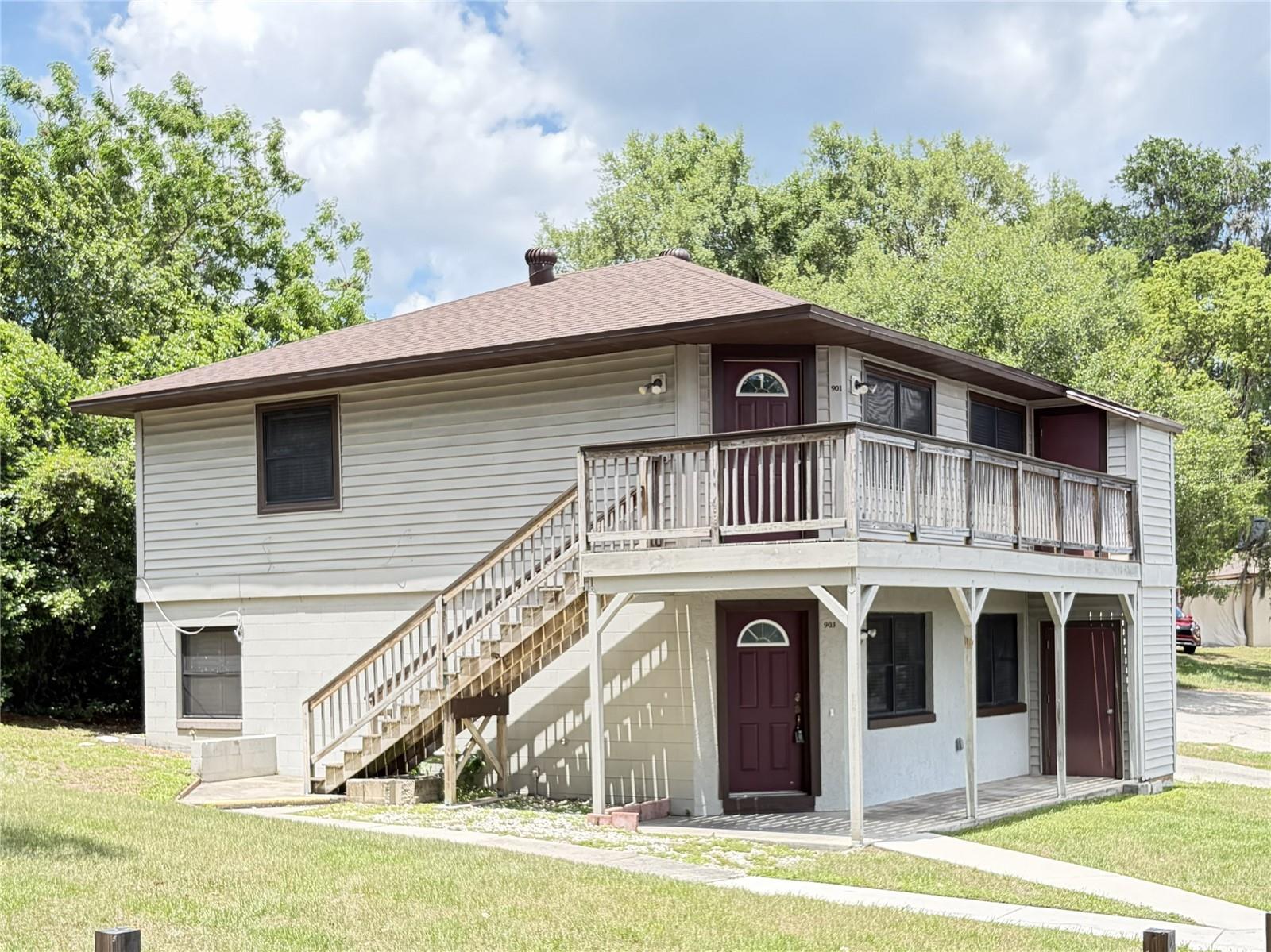 903 MONROE COURT