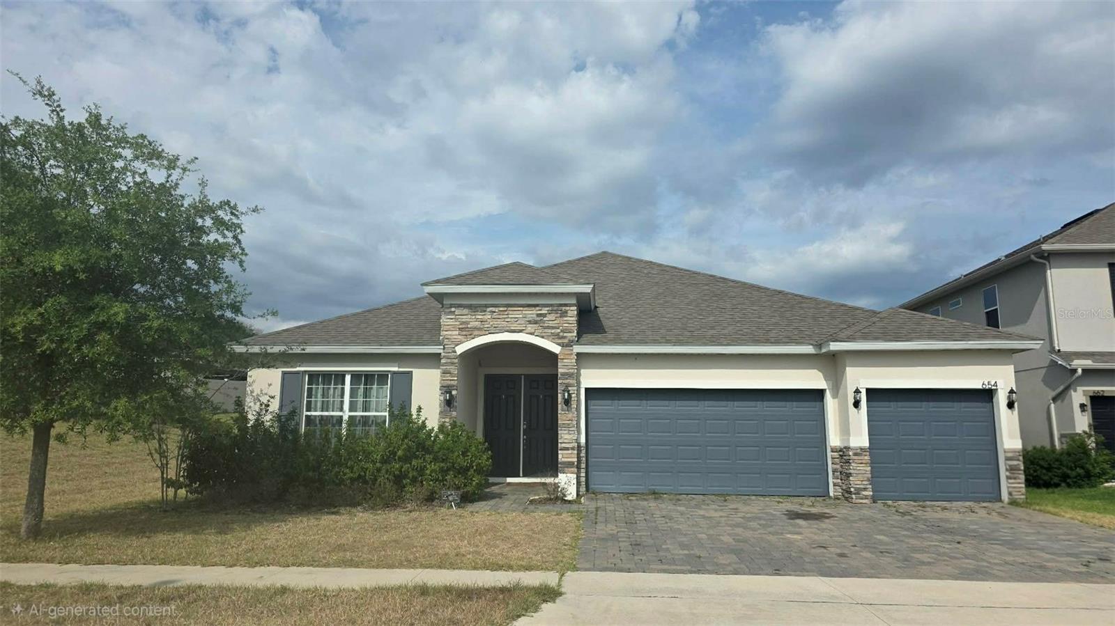 Listing photo 1 for 654 Avila Pl