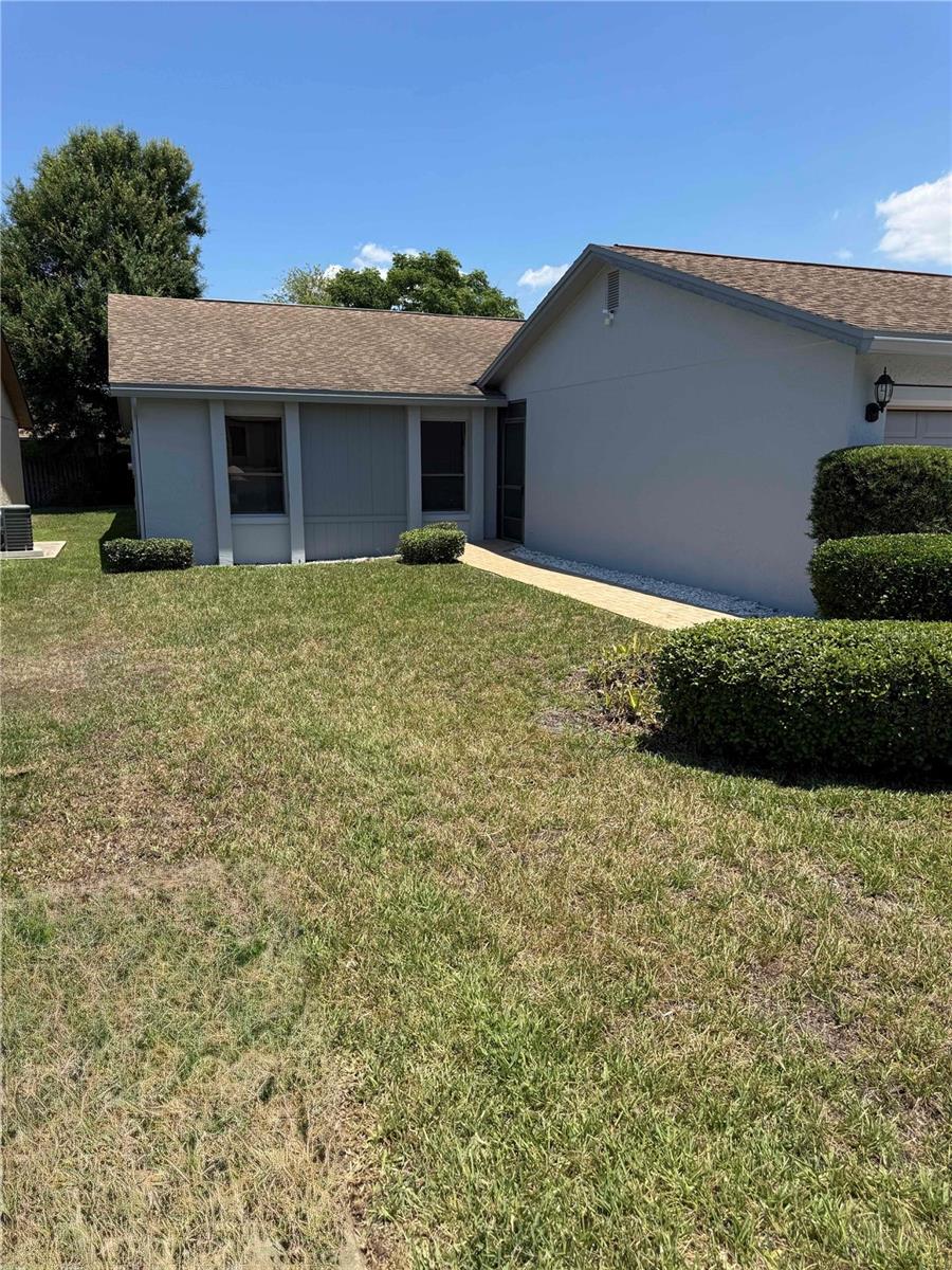 Listing photo 2 for 4114 Fishermans Lndg
