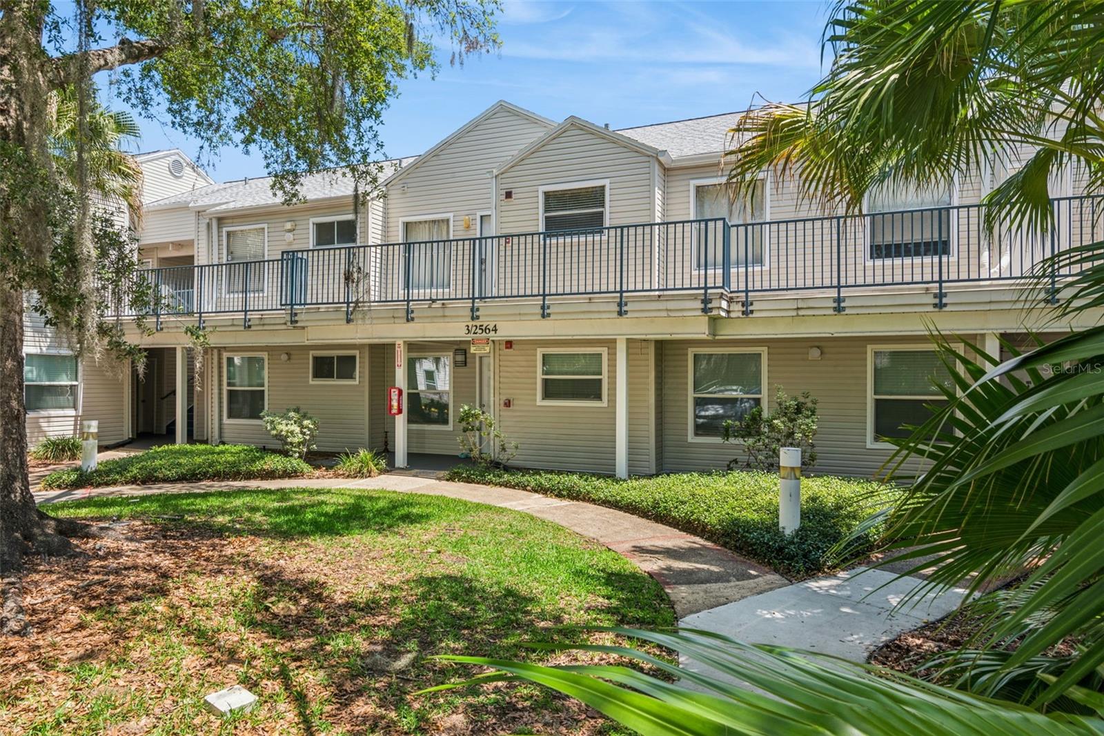 2564 WOODGATE BOULEVARD Unit 204
