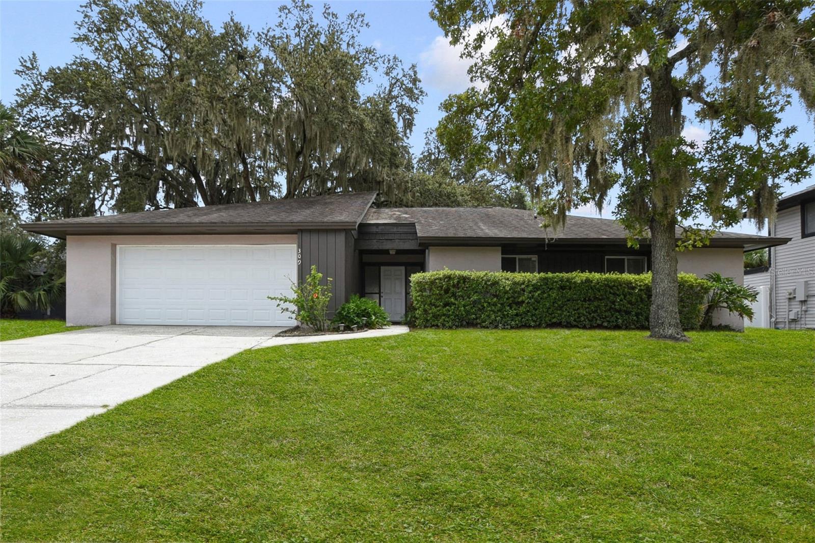 309 REDWING WAY