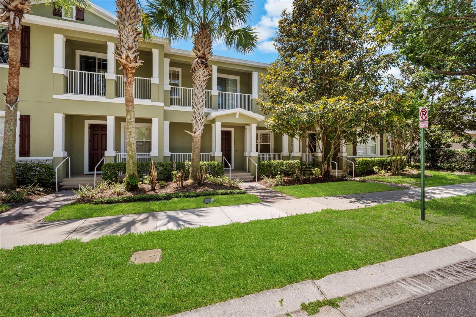 6528 HELMSLEY CIRCLE