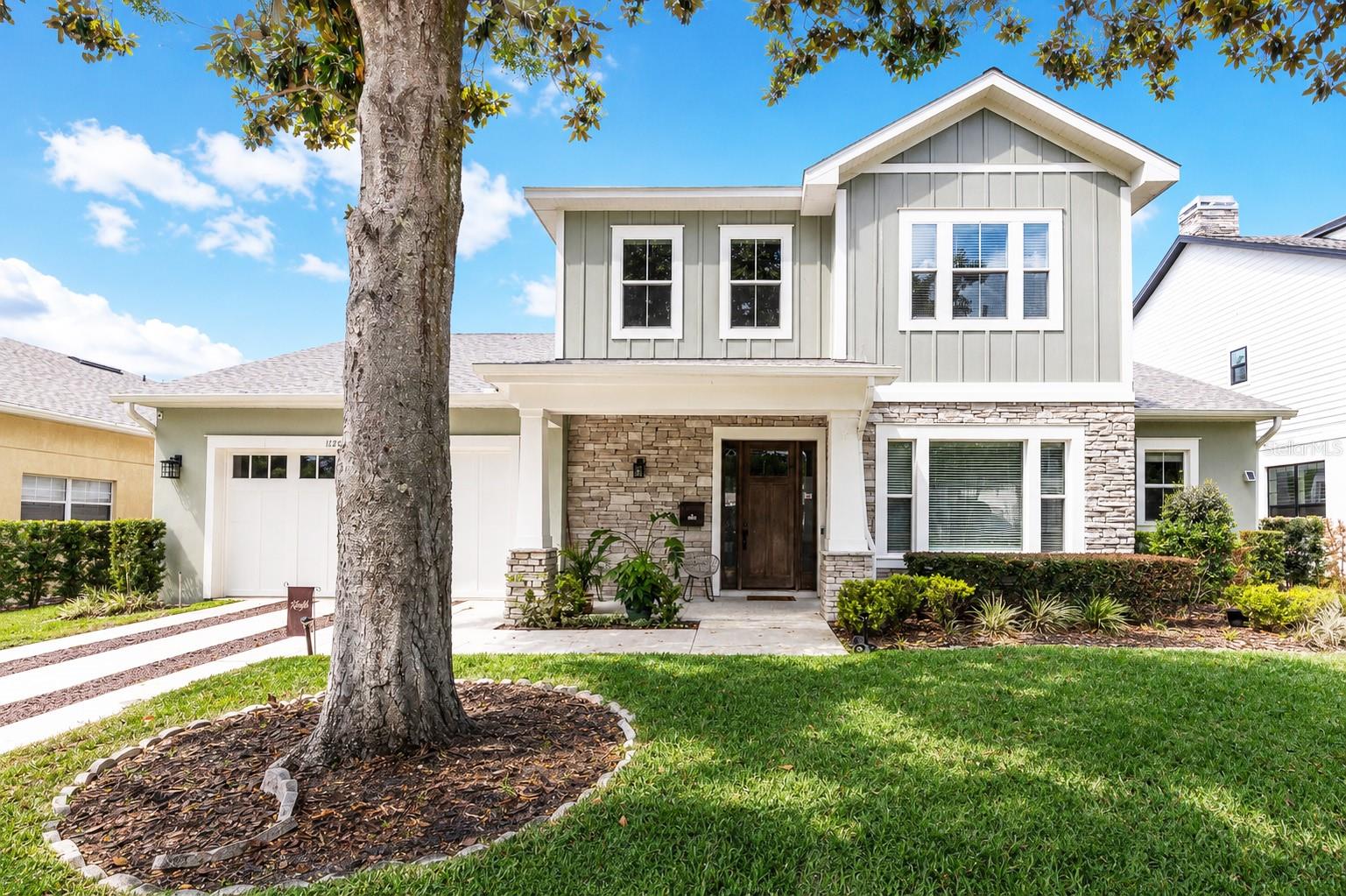 1126 EDWARDS LANE