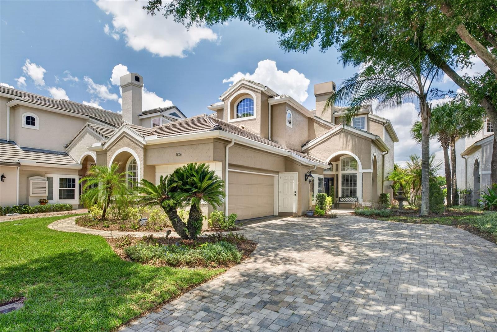 526 DEVON PLACE