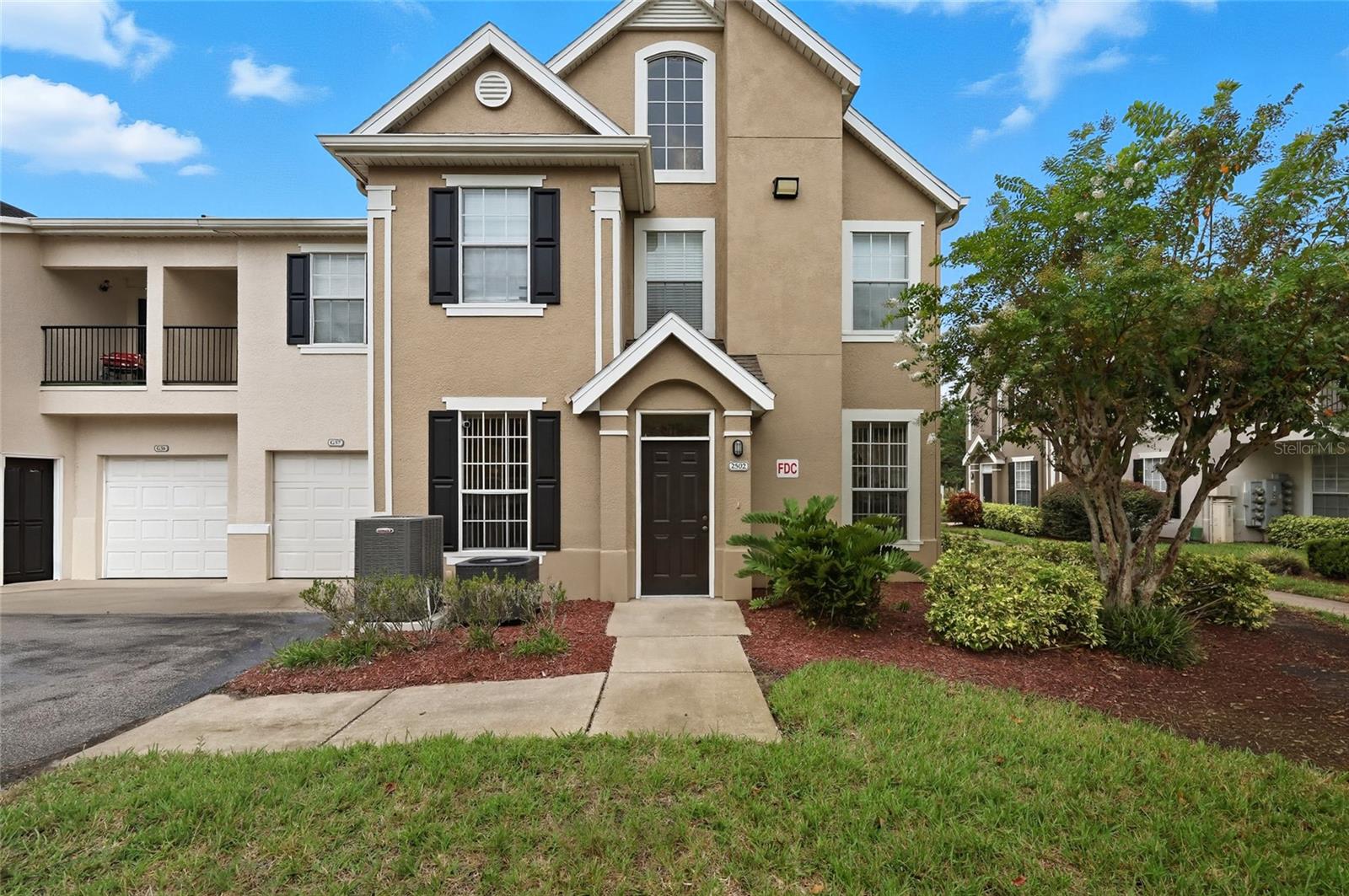 8957 LEE VISTA BOULEVARD Unit 2502