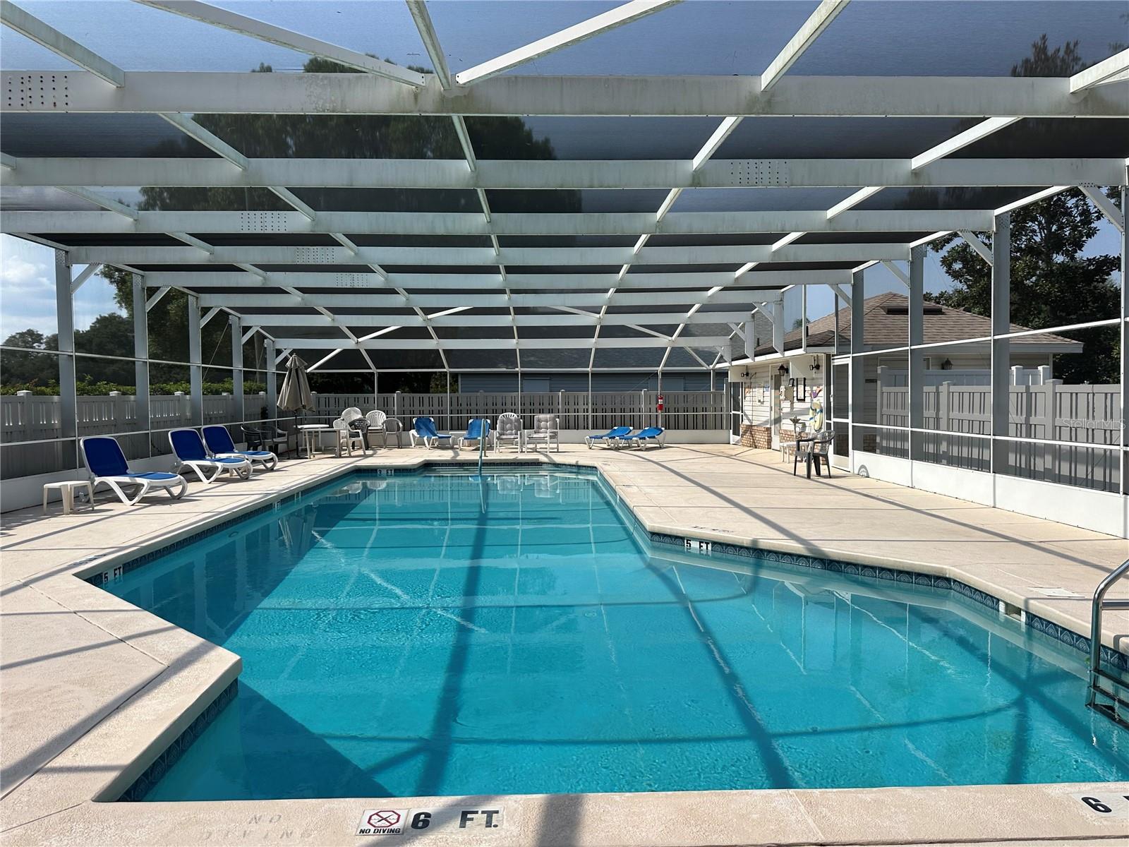 Listing photo 2 for 25335 Cranes Roost Cir