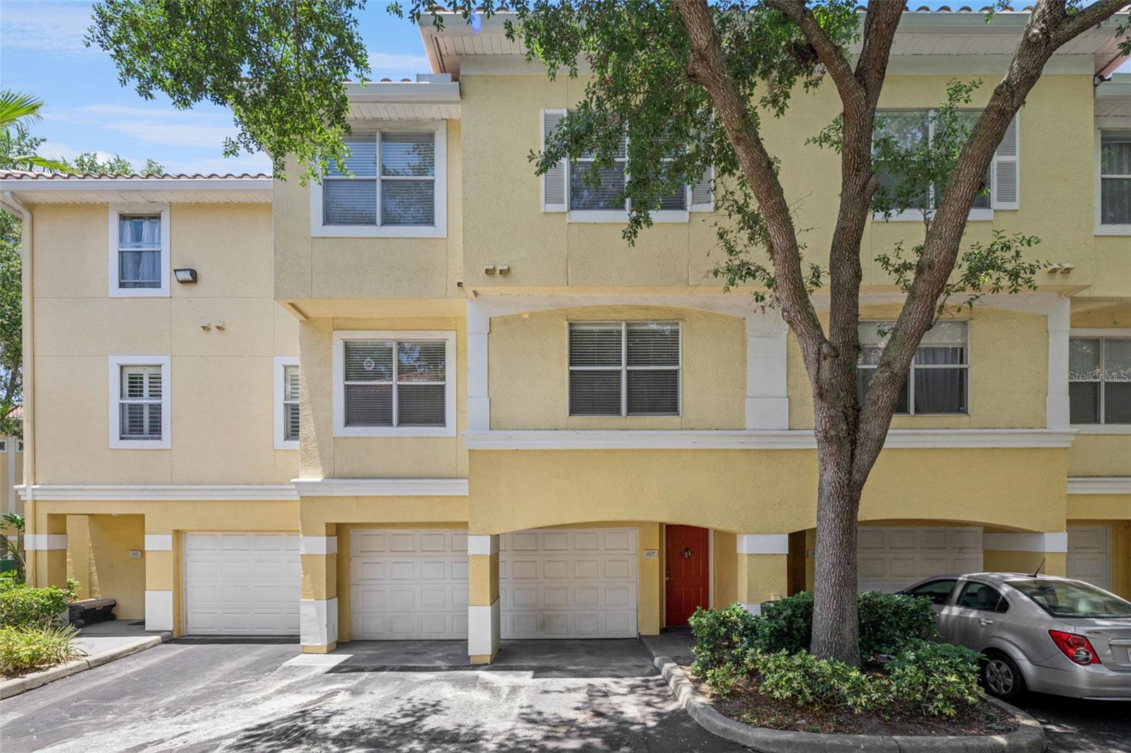 1927 LEGACY COVE DRIVE Unit 1927