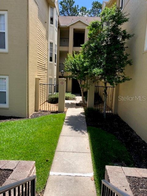413 SUMMIT RIDGE PLACE Unit 305