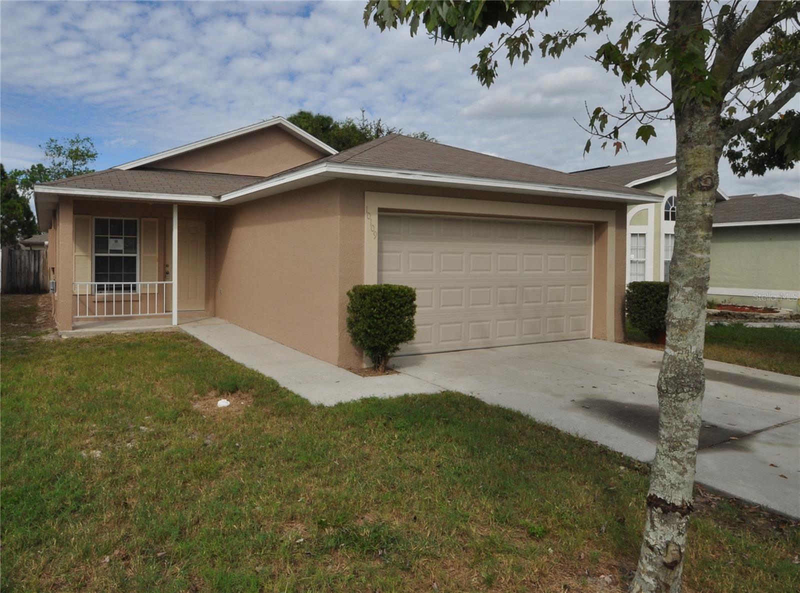 10109 VISTA COVE LANE