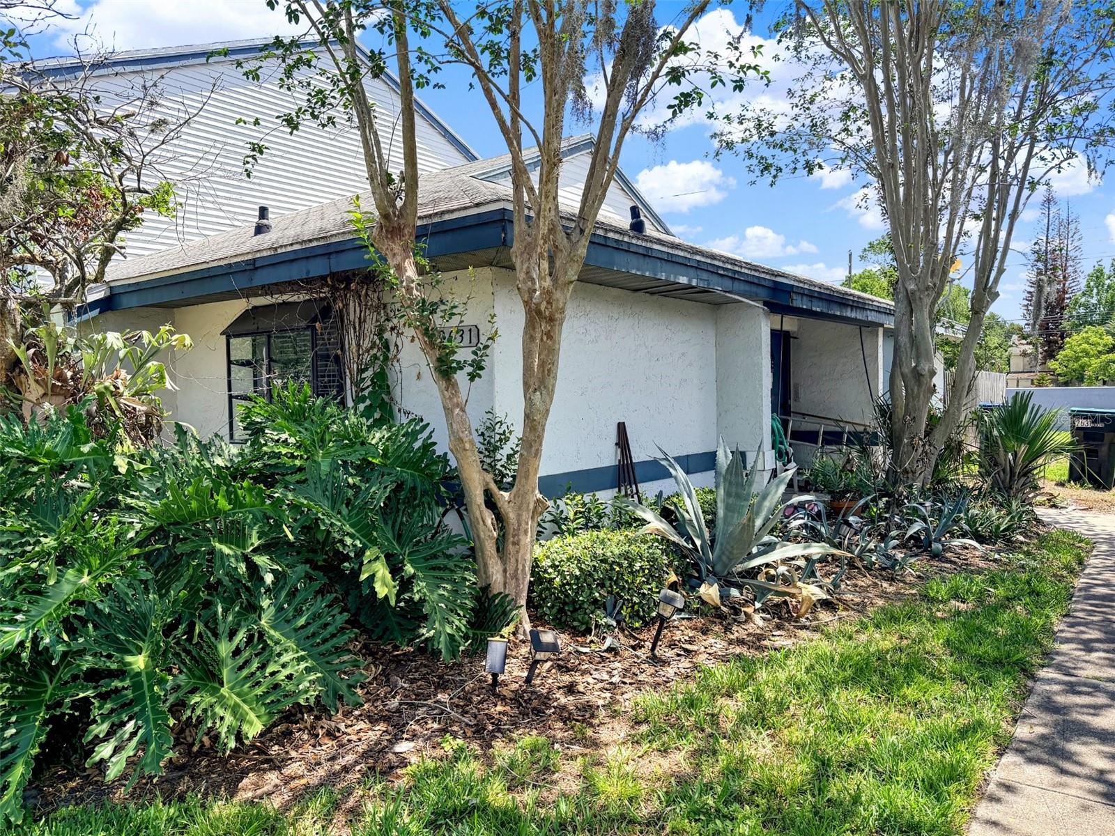 2631 GRADUATE COURT